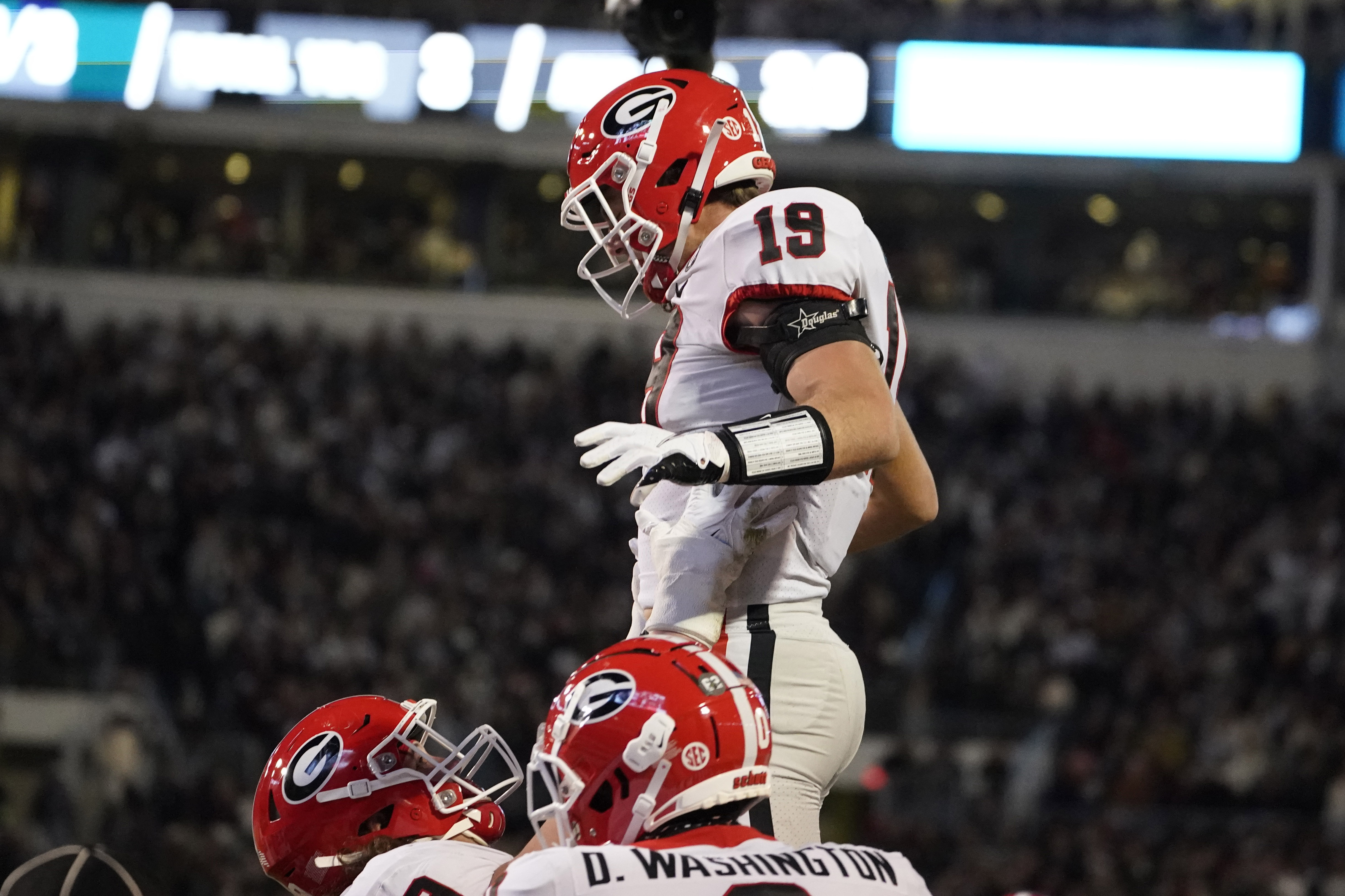 brock bowers white jersey