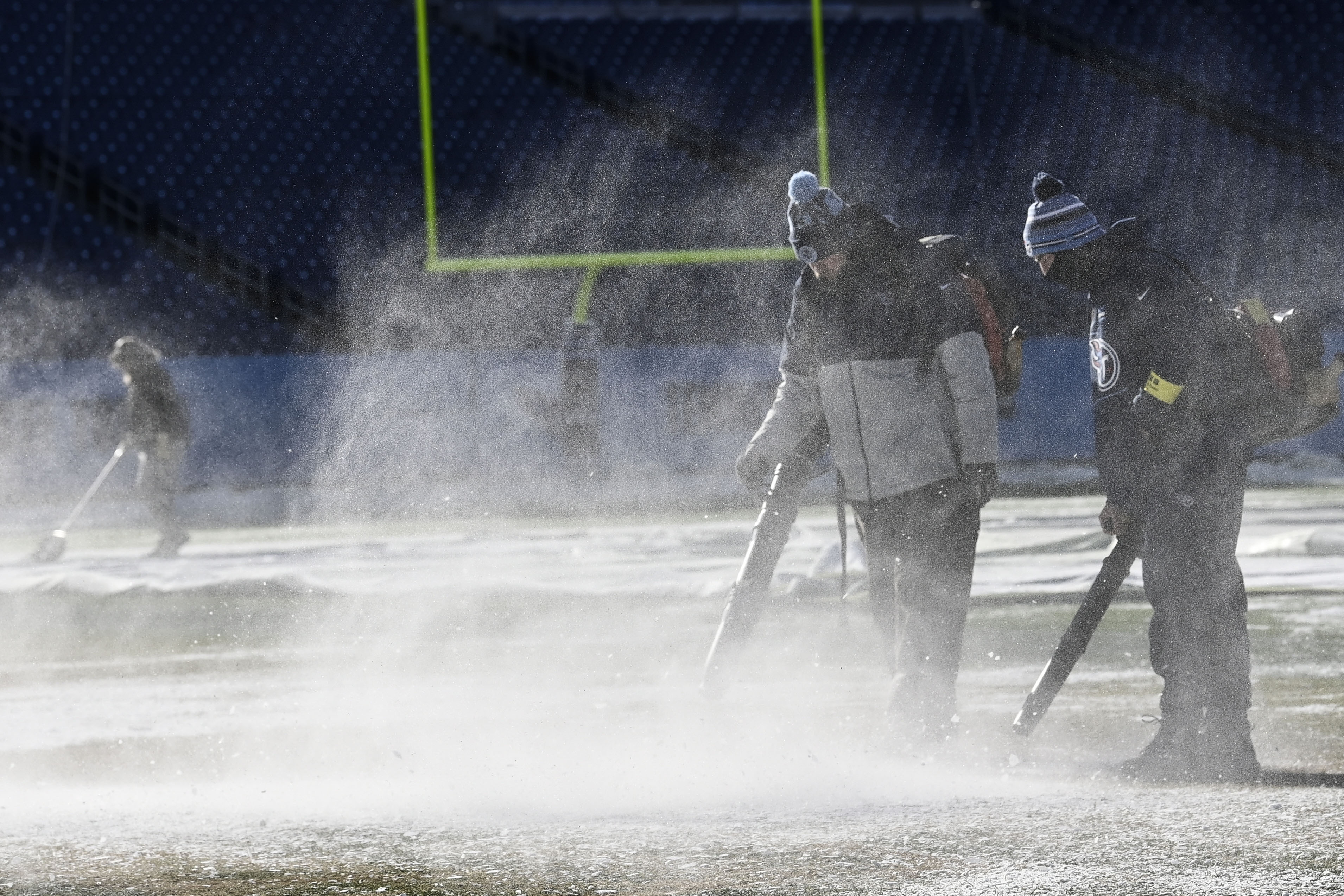 Hourlong delay to kickoff forced by cold no issue for Texans - The San  Diego Union-Tribune