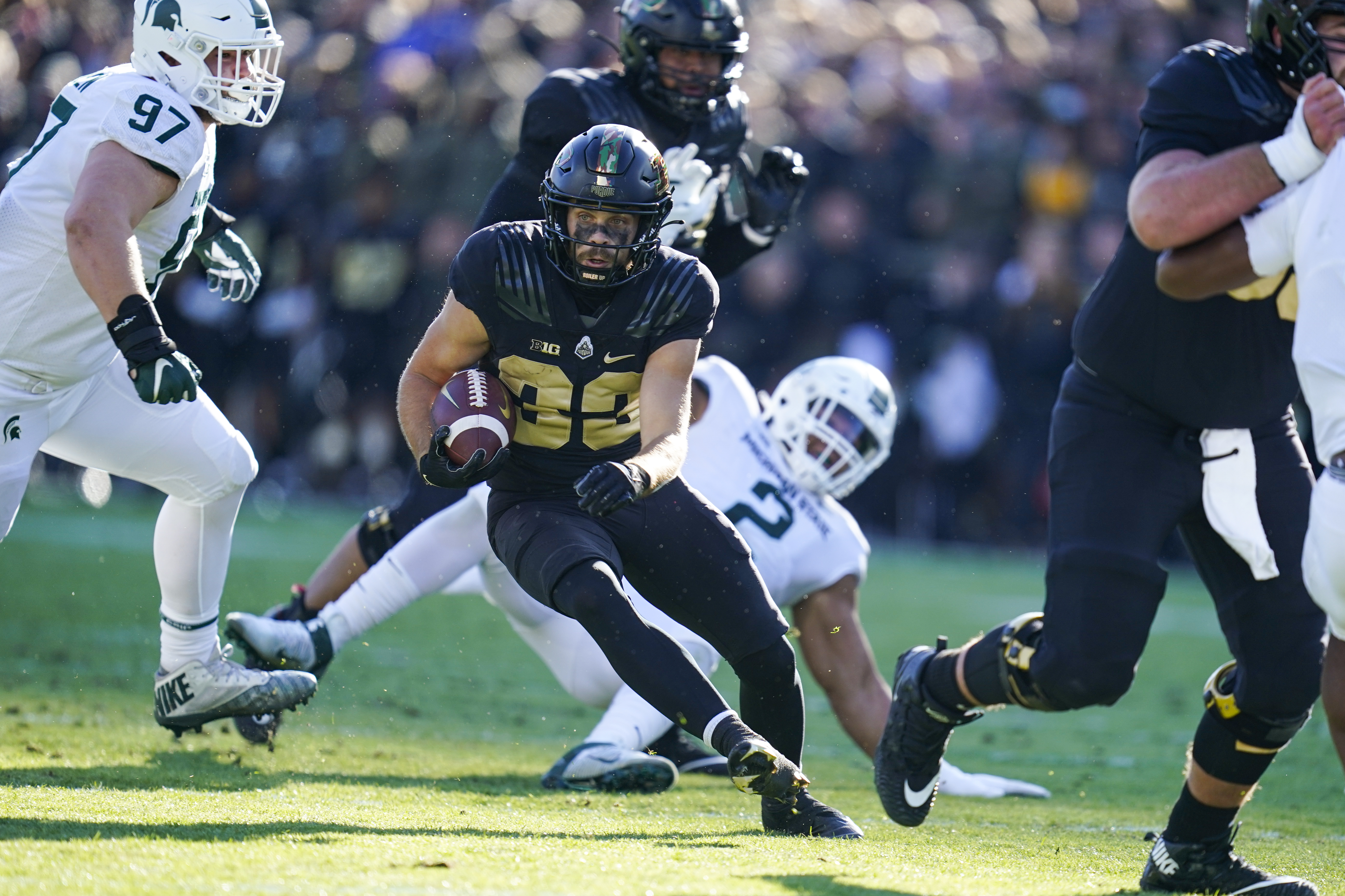 Purdue WR David Bell goes off as Boilermakers shock No. 2 Iowa