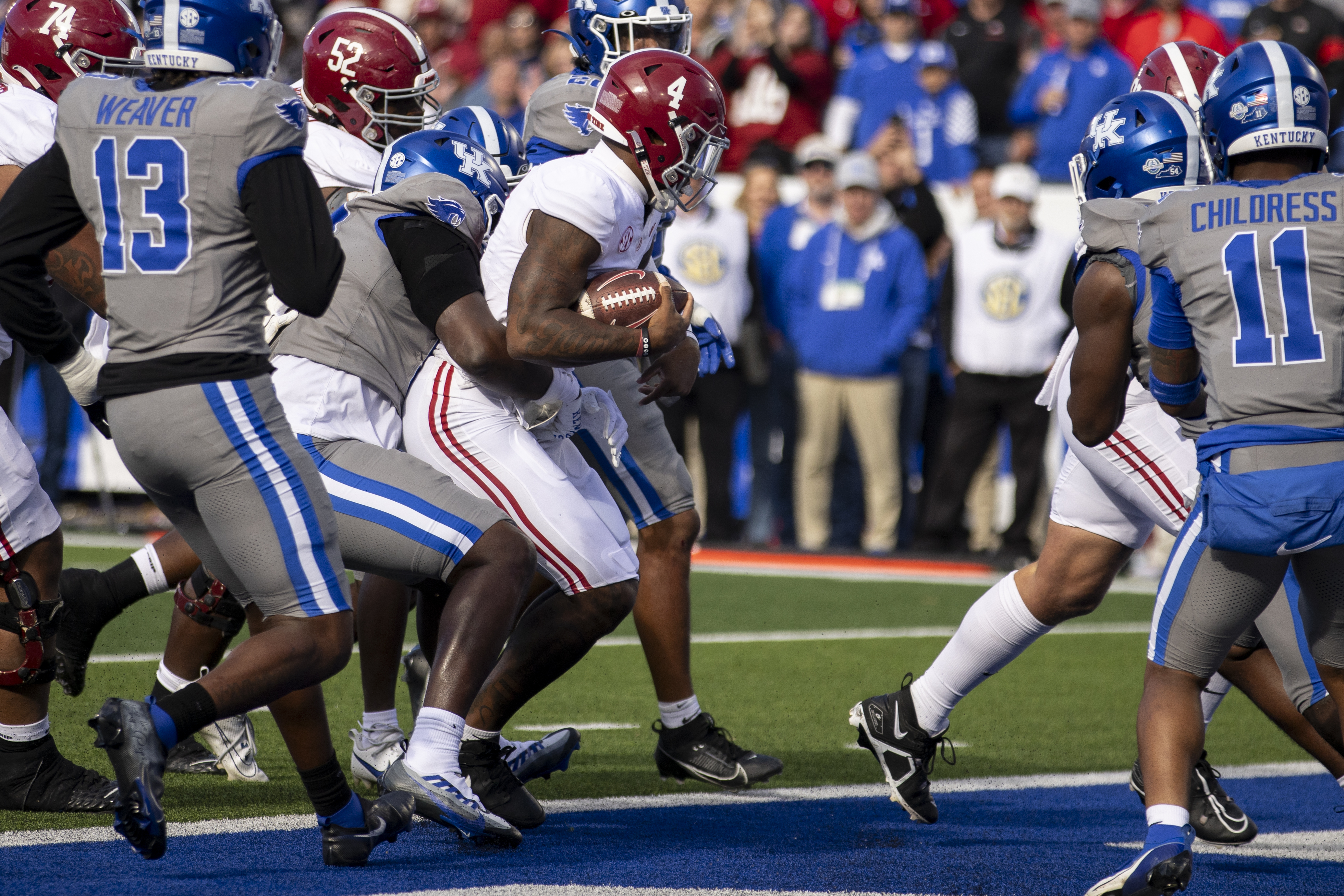 Alabama clinches the SEC West after 49-21 win over Kentucky