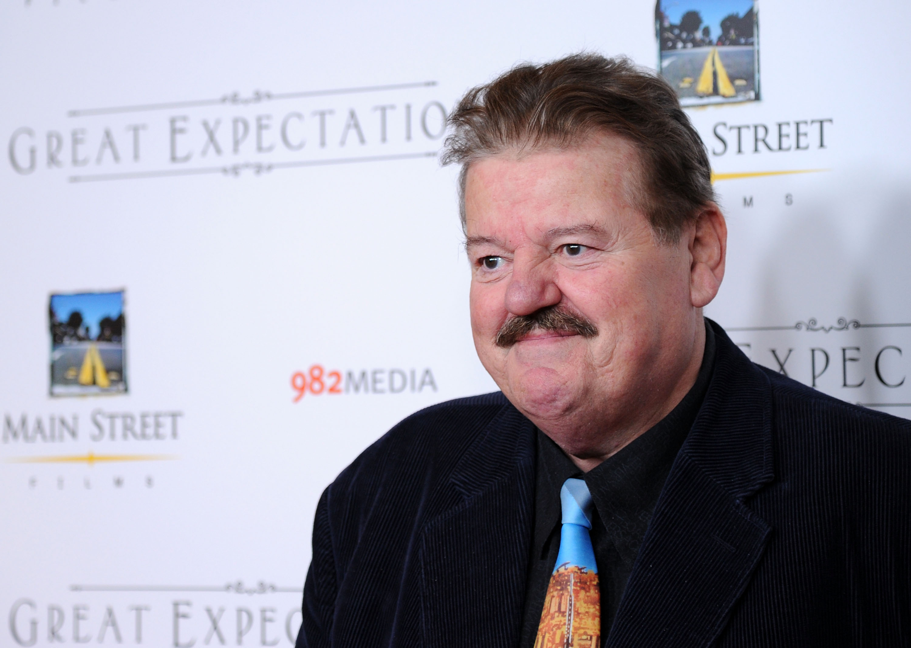 Robbie Coltrane, Hagrid in 'Harry Potter' Movies, Dies at 72