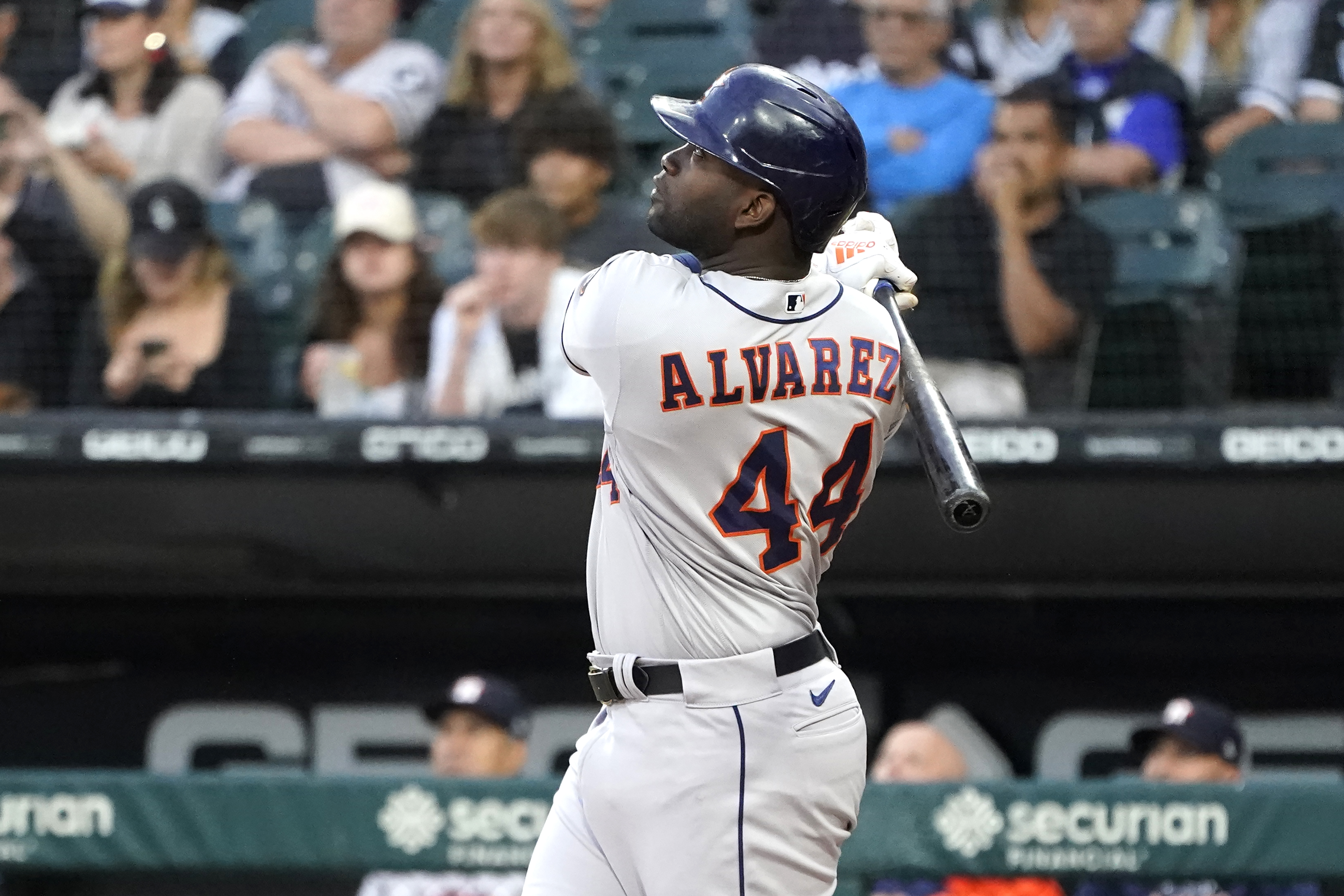 Yordan Alvarez update from Dusty Baker