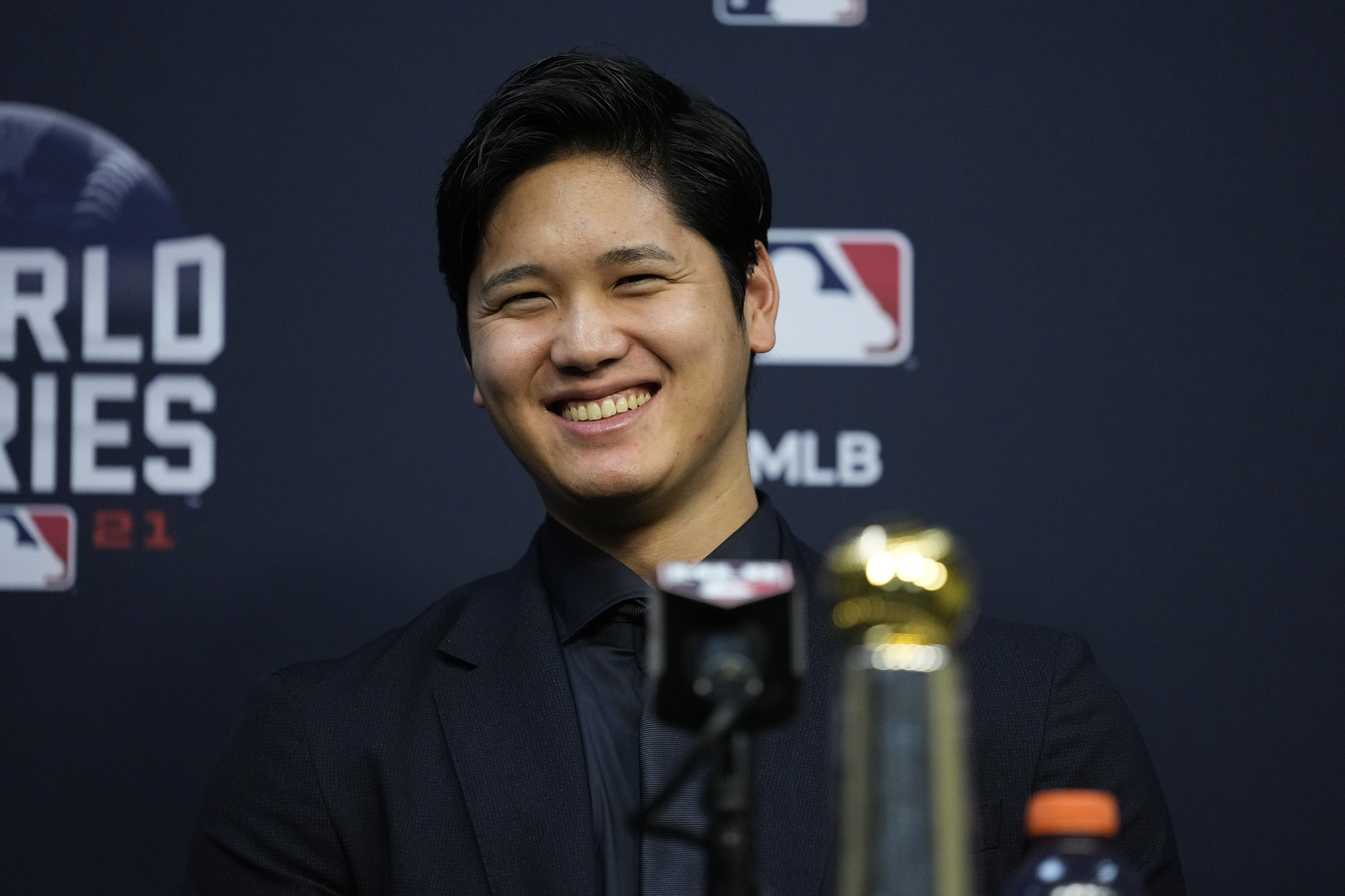 Shohei Ohtani voted Player of the Year by fellow major leaguers