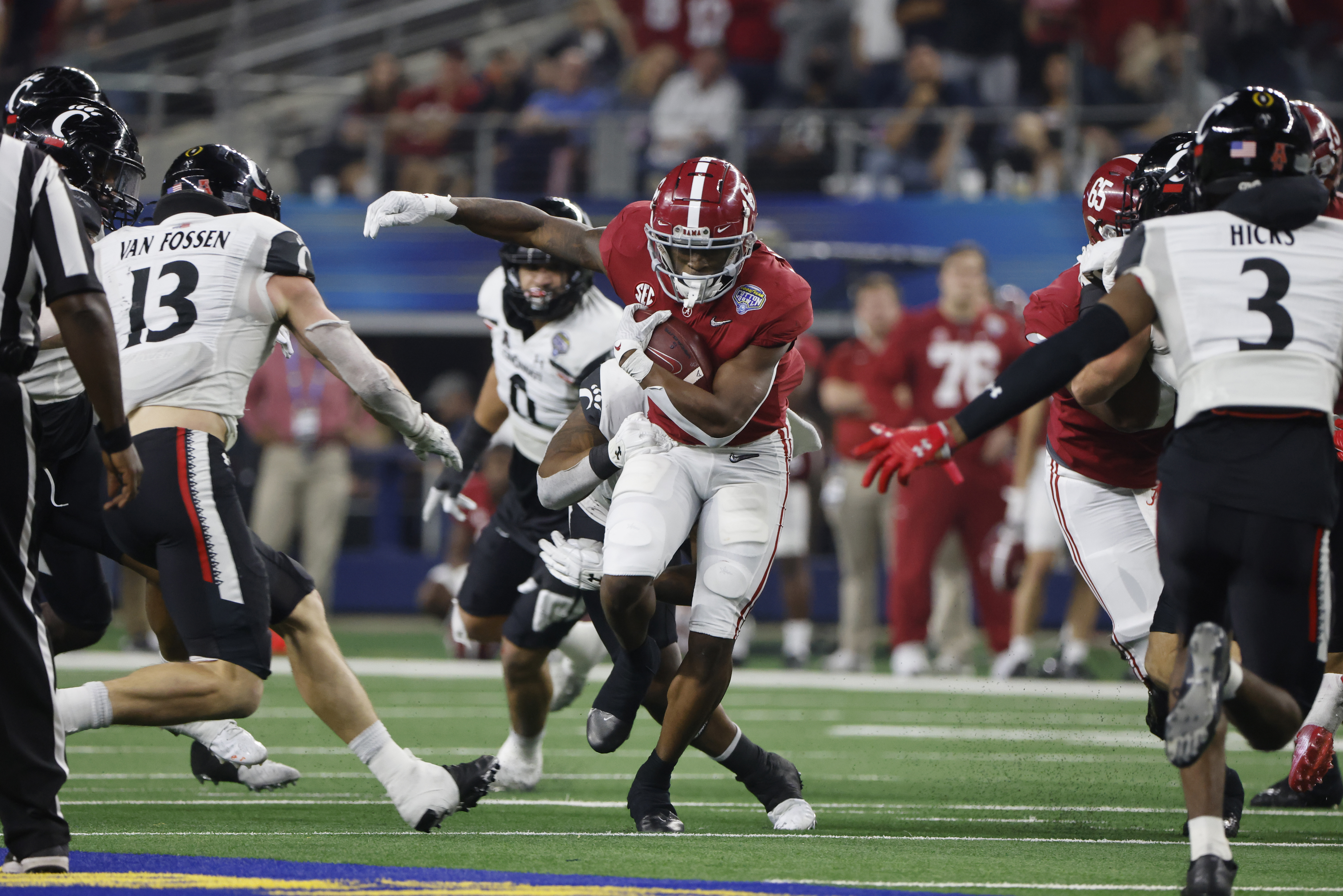 Louisville native Desmond Ridder leads Cincinnati against Alabama, CFP