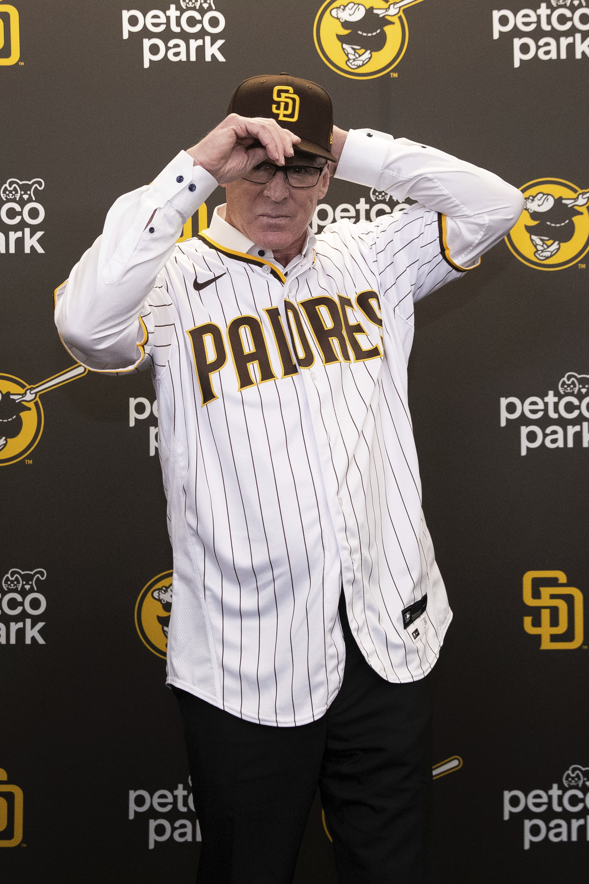 2022 Bob Melvin Team-Issued Road Alternate Tan Jersey; MLB Authenticated