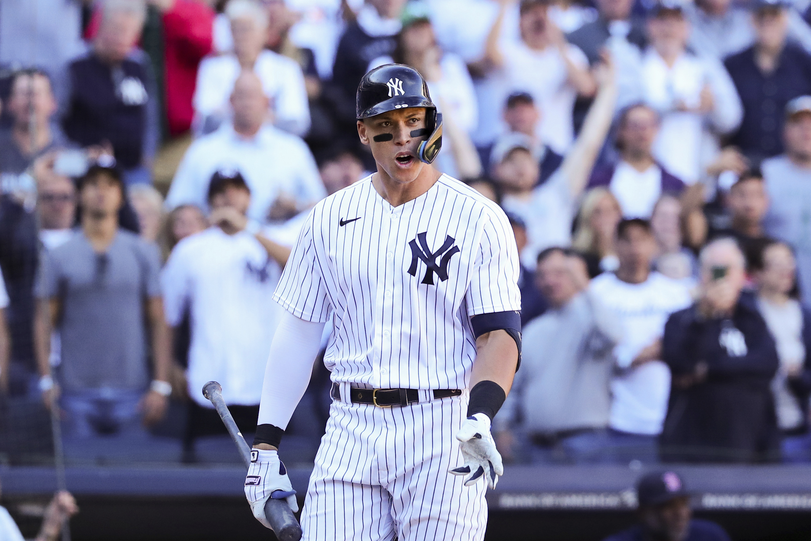 Judge still at 60, homerless in 4th straight, Yanks win 7-5