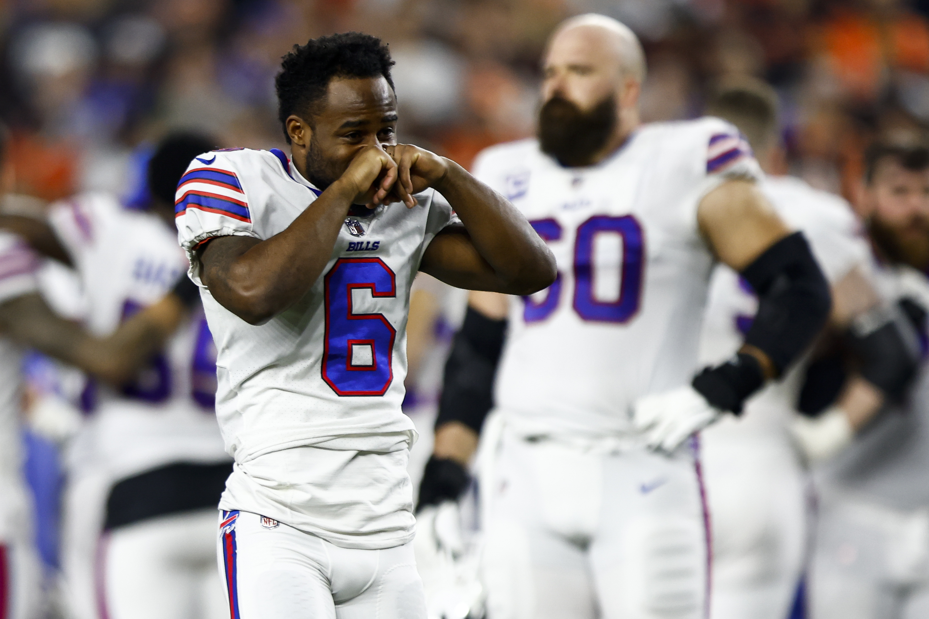 VIDEOS, PHOTOS: Aftermath of Damar Hamlin's collapse captured in detail;  See the somber reaction as fans pray for Buffalo Bills' safety