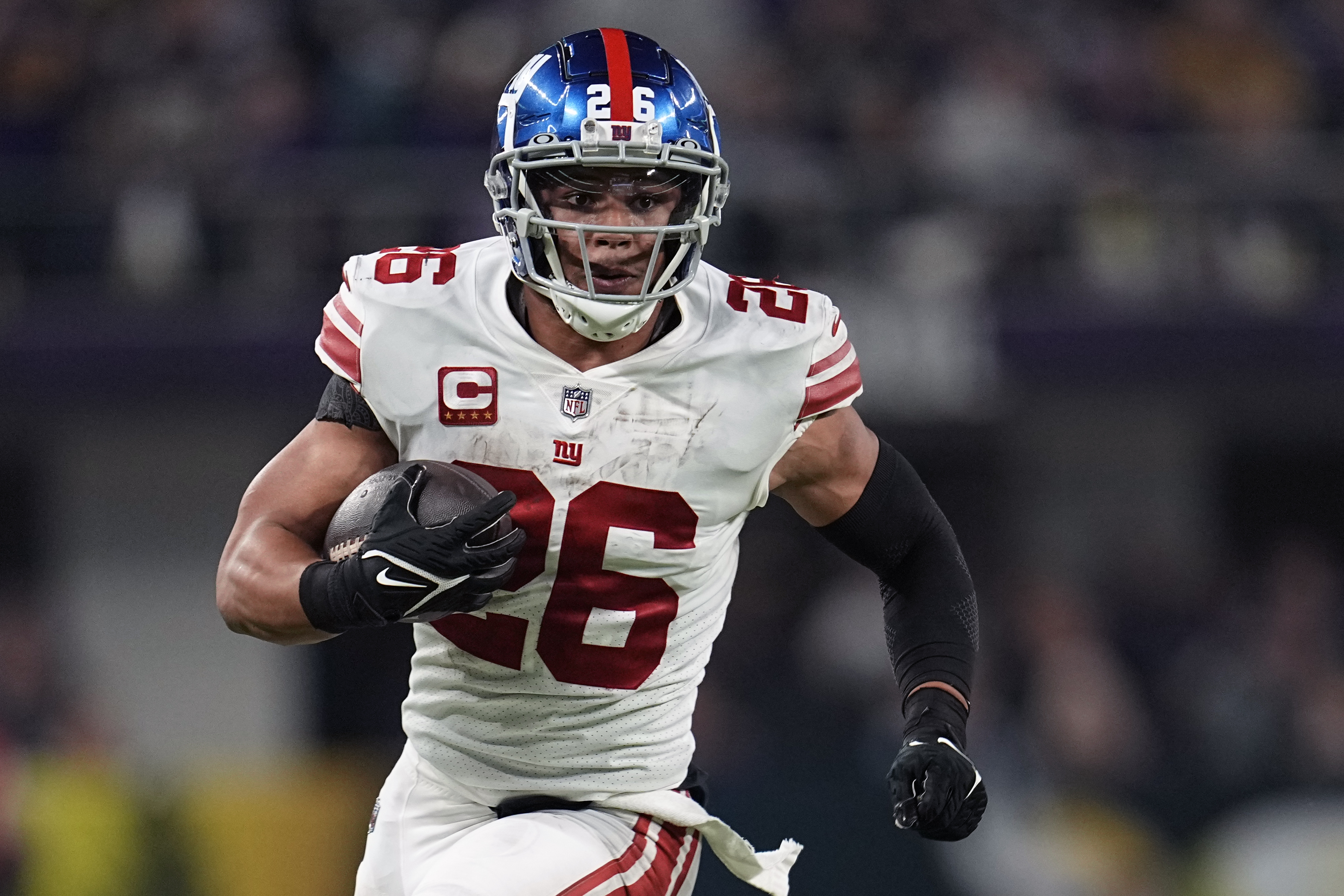 Saquon Barkley and the New York Giants have agreed to terms on a one-year  deal worth up to 11 million shirt, hoodie, sweater, long sleeve and tank top