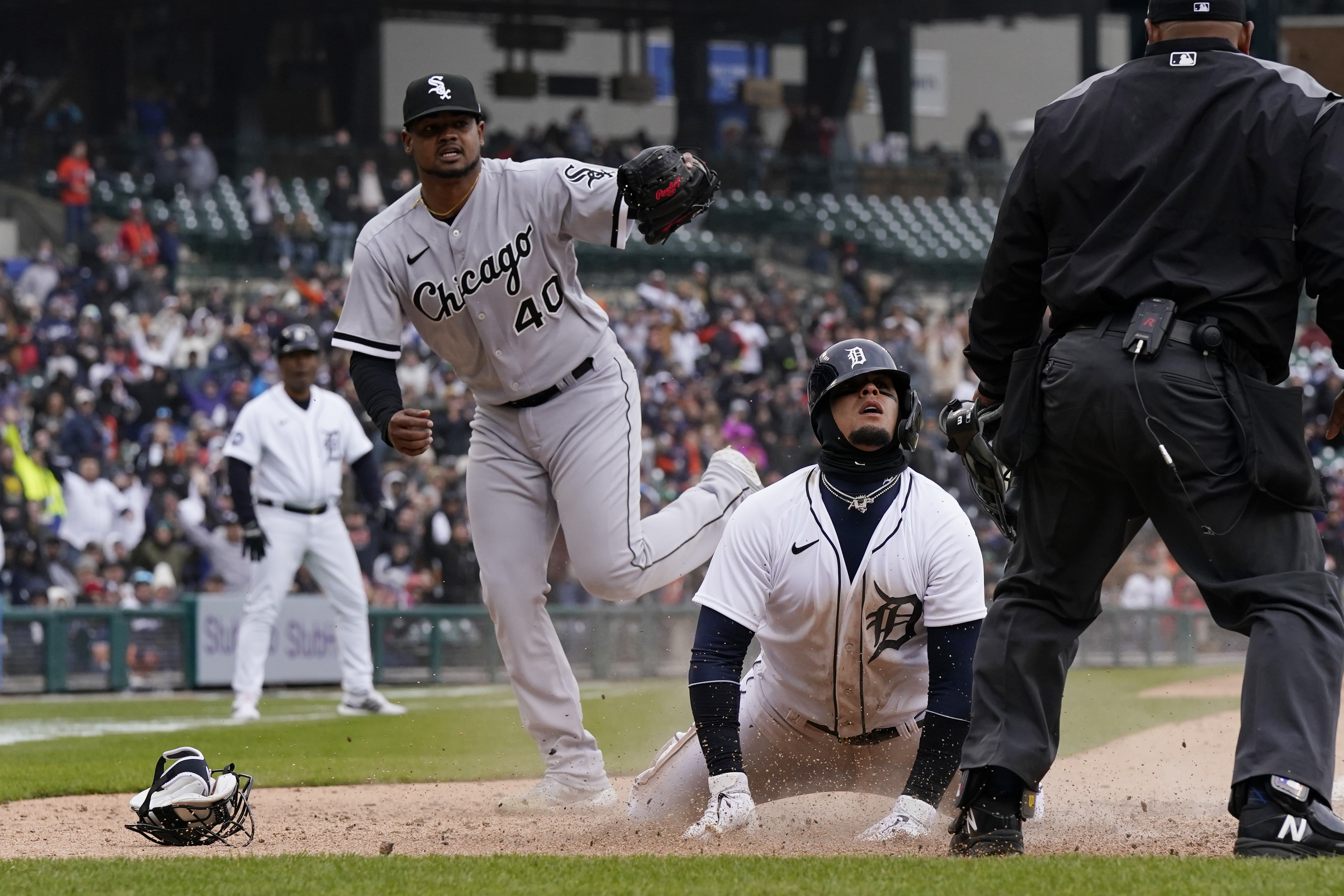 Kopech, Pollock lead White Sox to 4-0 win over Dodgers