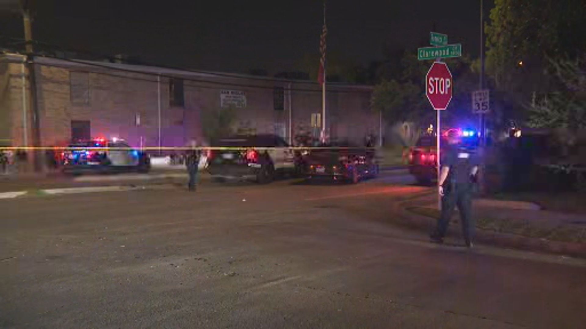 HPD searching for suspect in gold sedan after security guard shot