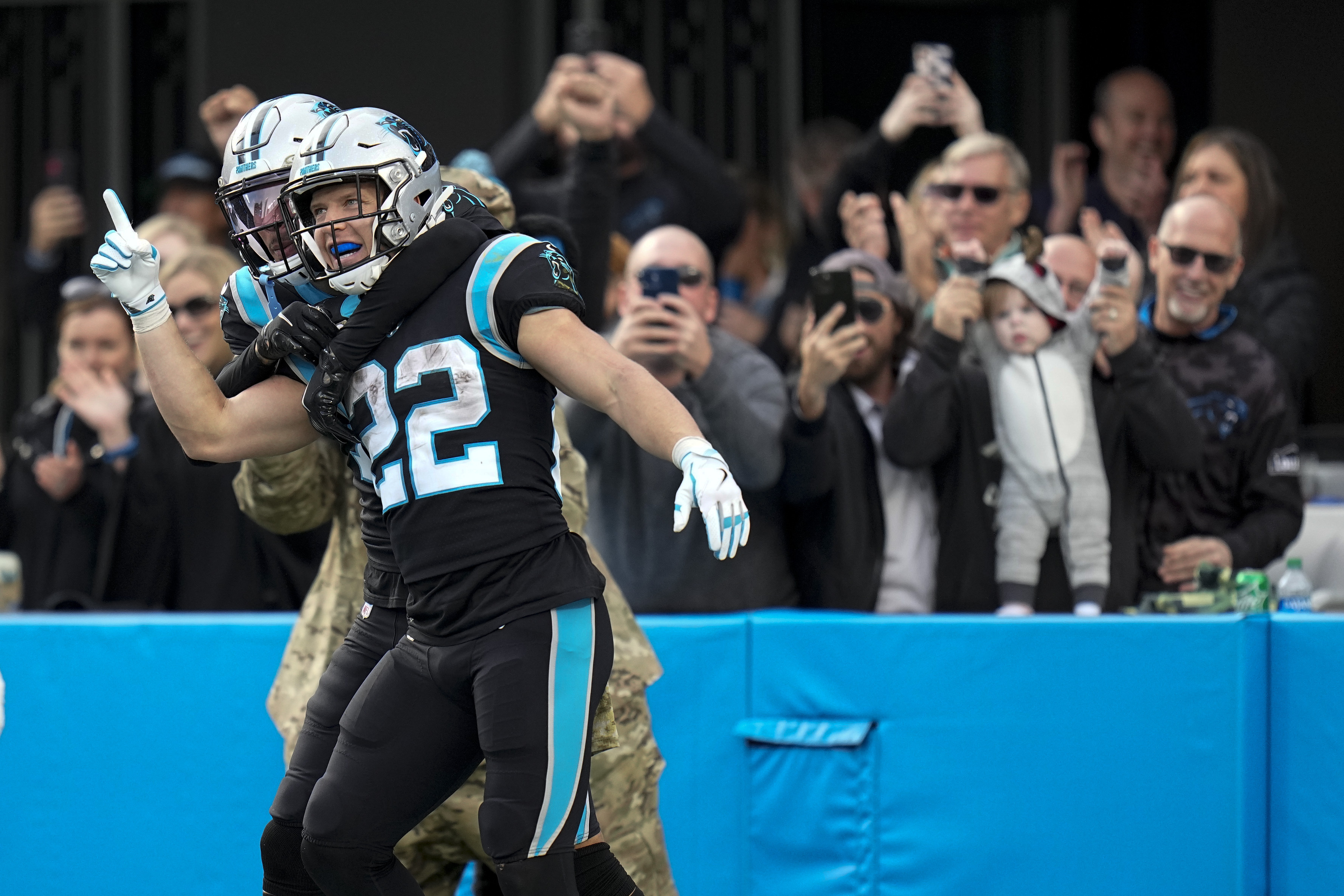 Christian McCaffrey injury: Panthers RB suffers ankle injury in Week 12 -  DraftKings Network