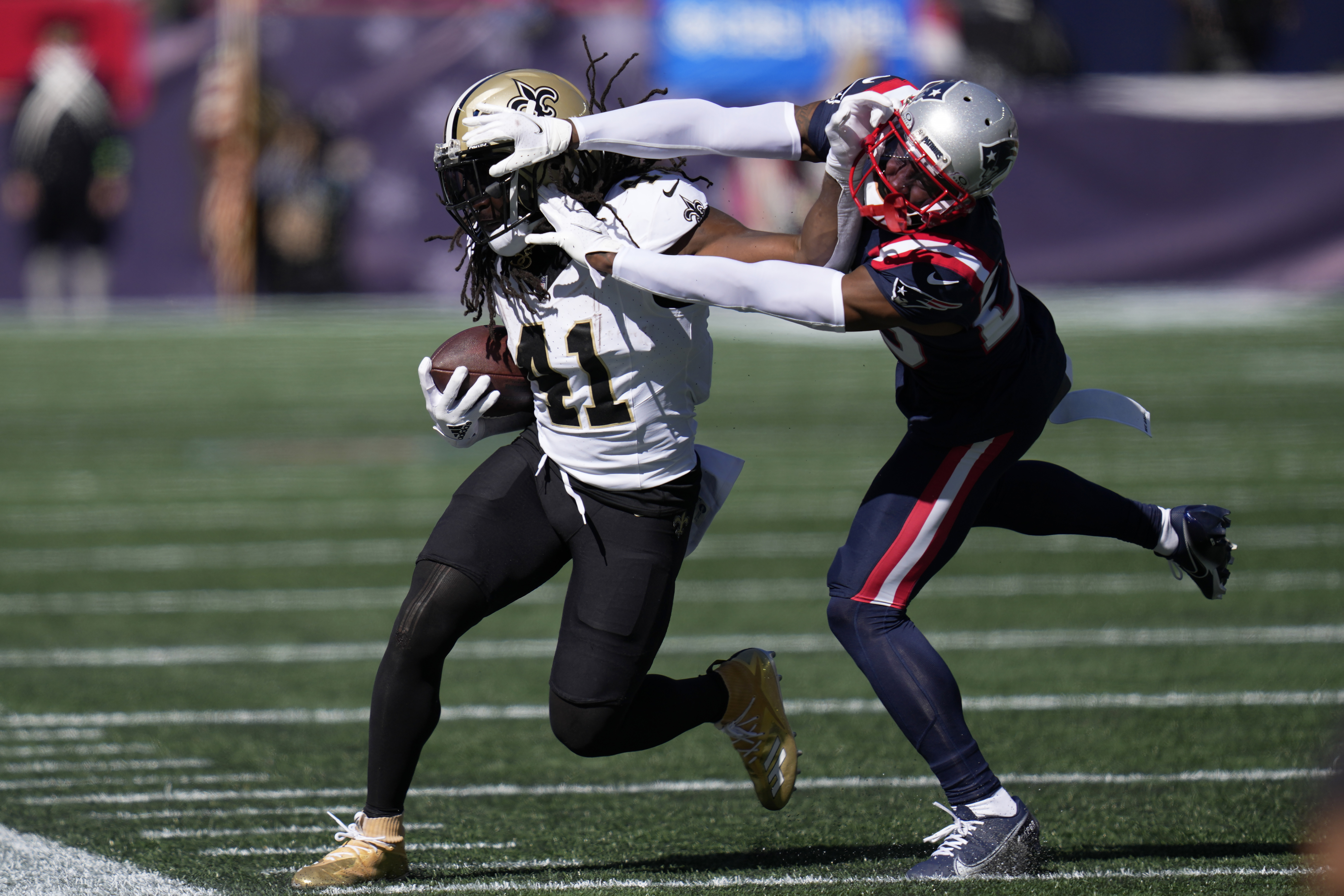 Alvin Kamara shares incredible first post after his suspension ends