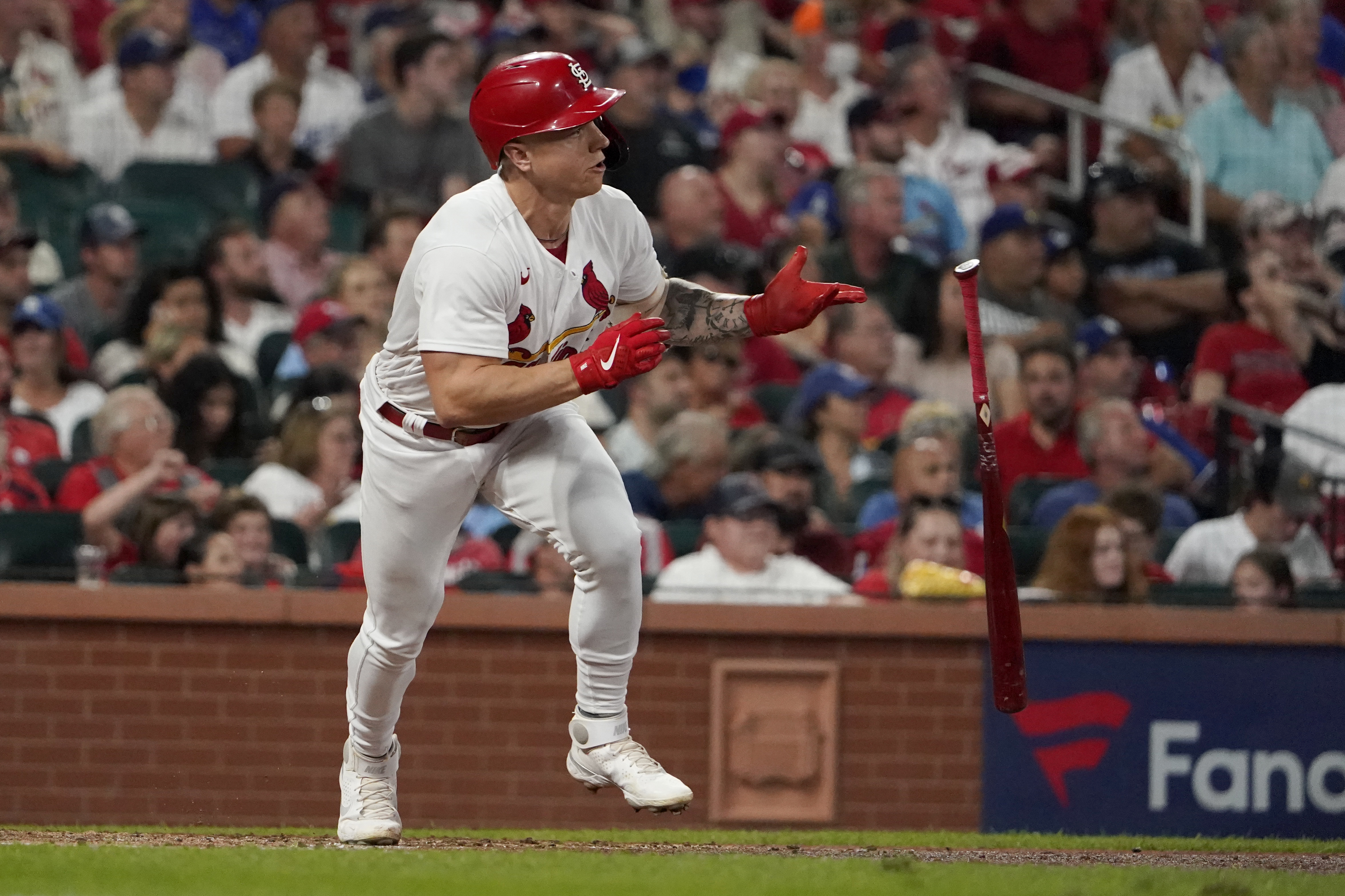 Pujols homers in return to St. Louis, Dodgers down Cards 7-2