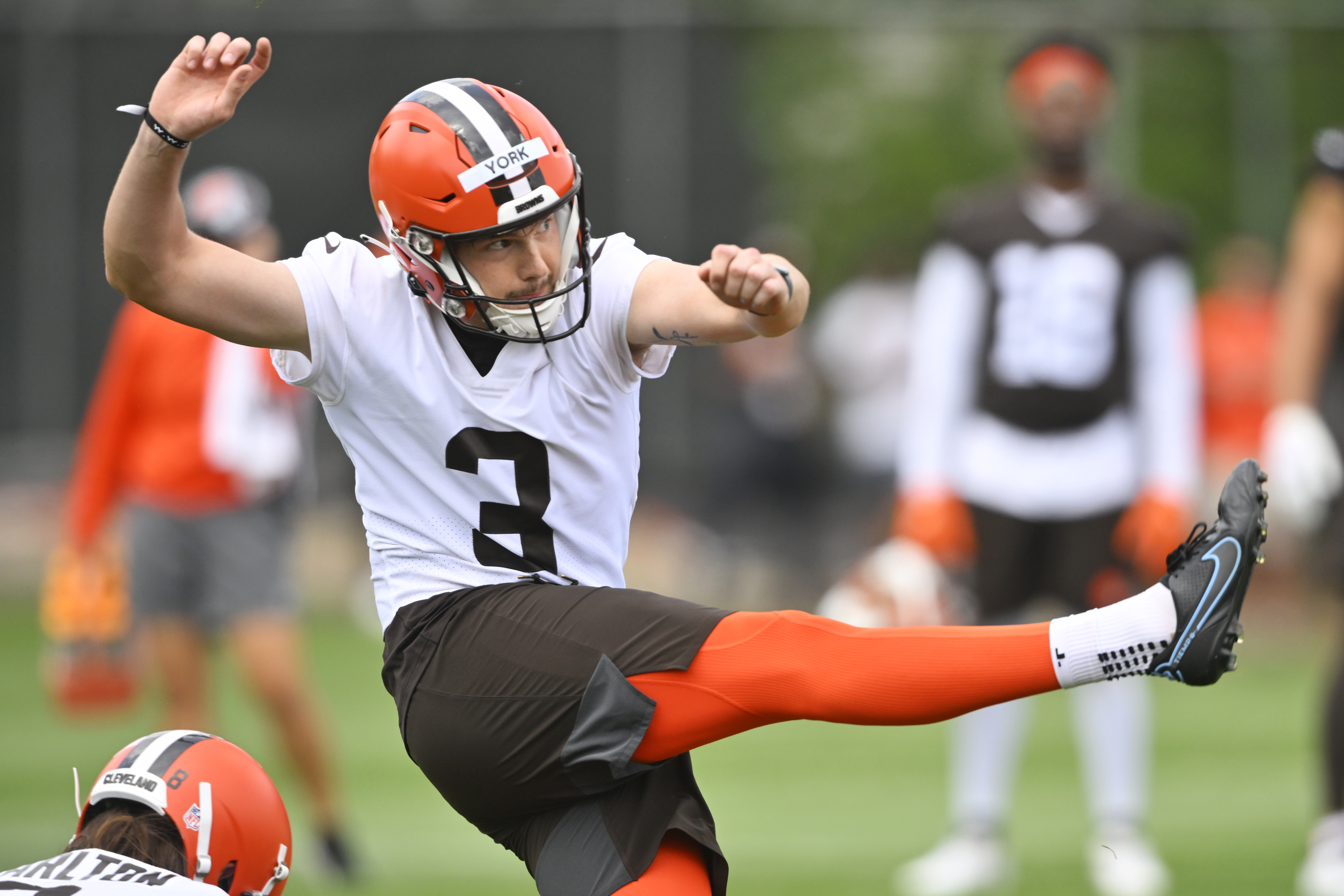 Browns excuse QB Baker Mayfield from mandatory minicamp