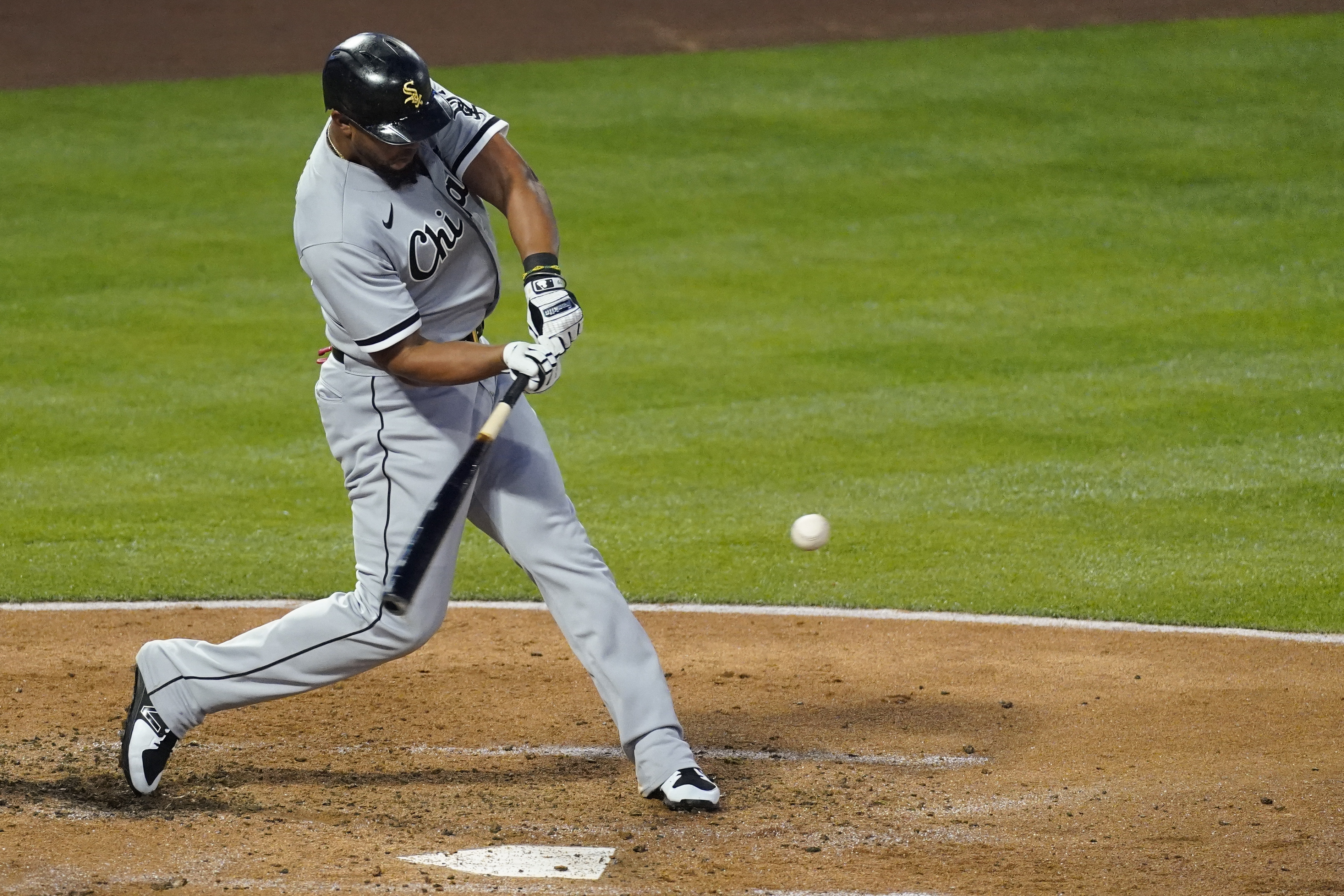 Mercedes gets 1st 5 career hits, White Sox beat Angels 12-8 - NBC Sports