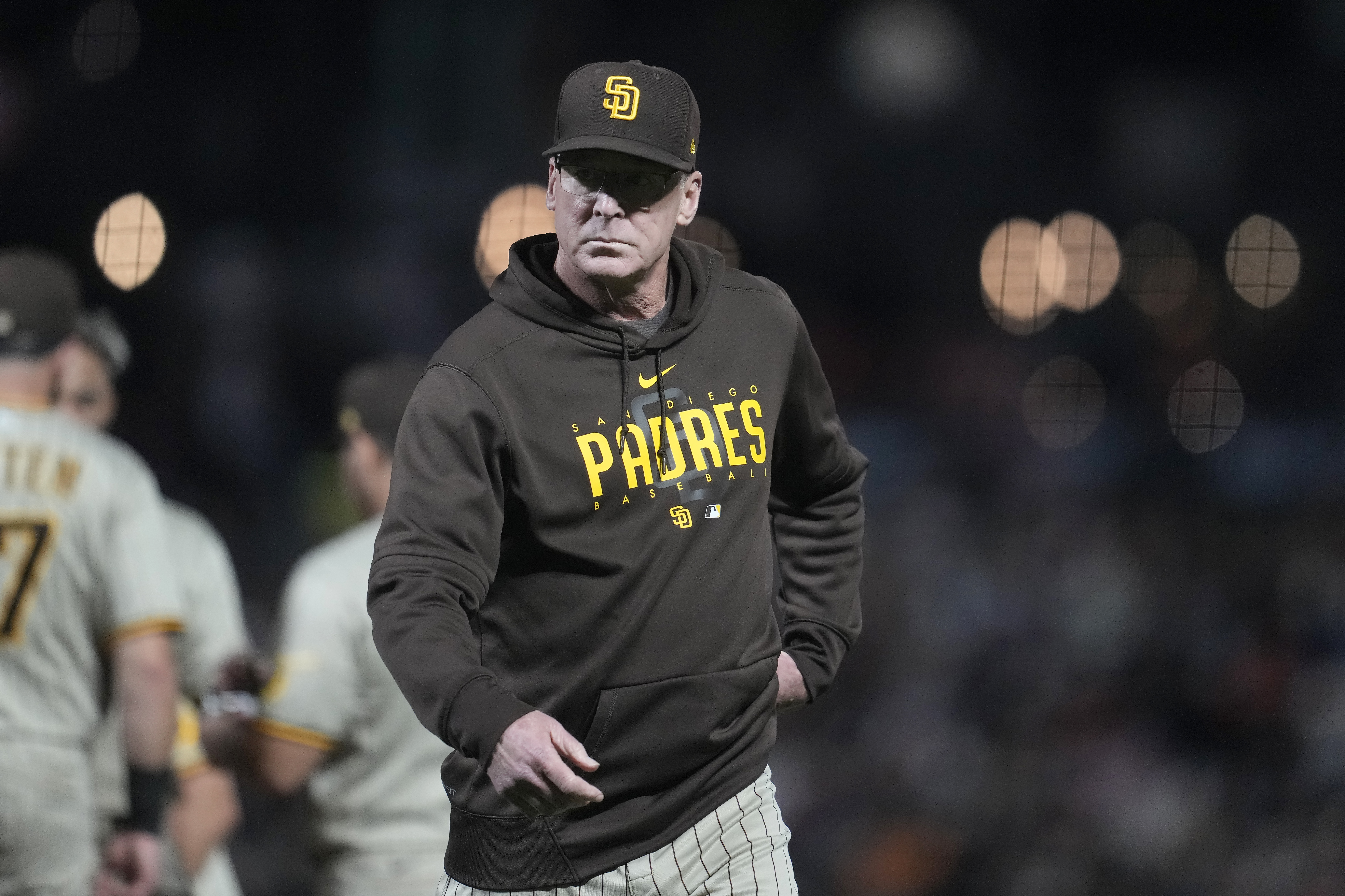 Padres expect to bring back old uniform colors starting in 2020