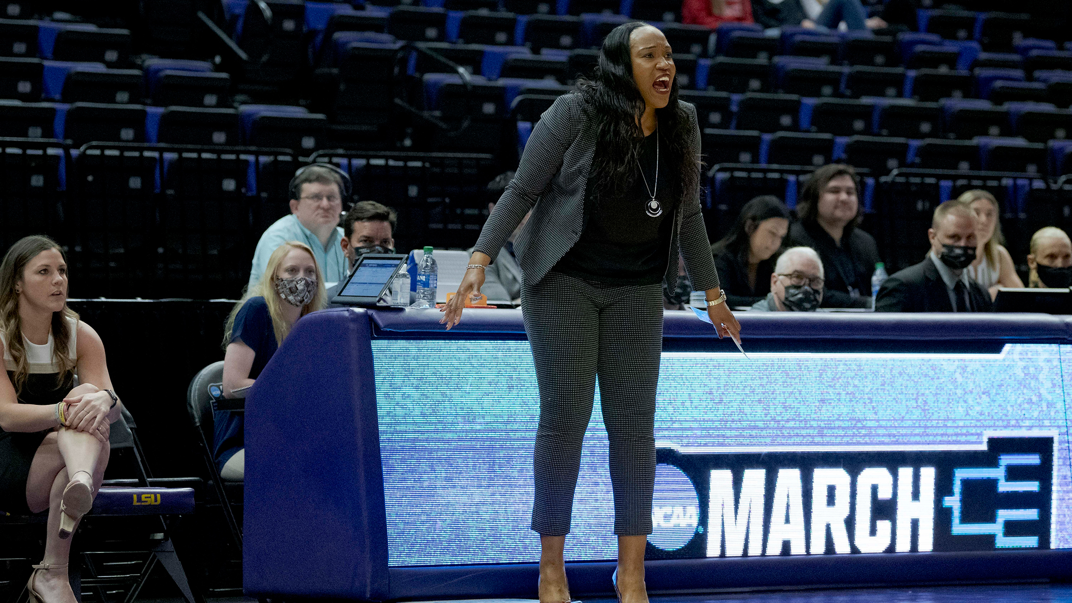 UVA hires Agugua-Hamilton as its next women's basketball head coach