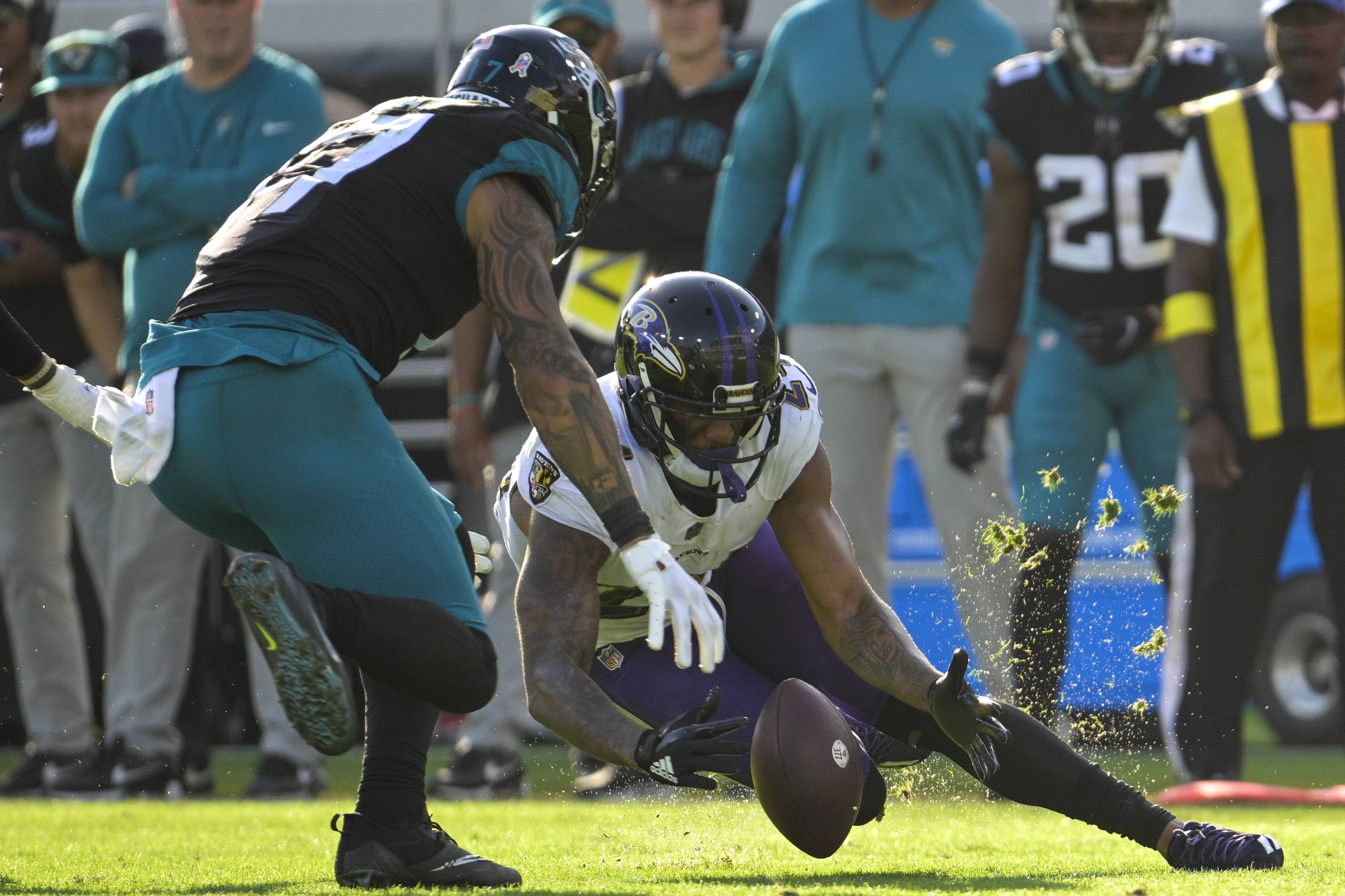 November 27, 2022: Jacksonville Jaguars quarterback Trevor Lawrence (16)  and Jacksonville Jaguars head coach Doug Pederson discuss a 2 point  conversion play during a game against the Baltimore Ravens in Jacksonville,  FL.