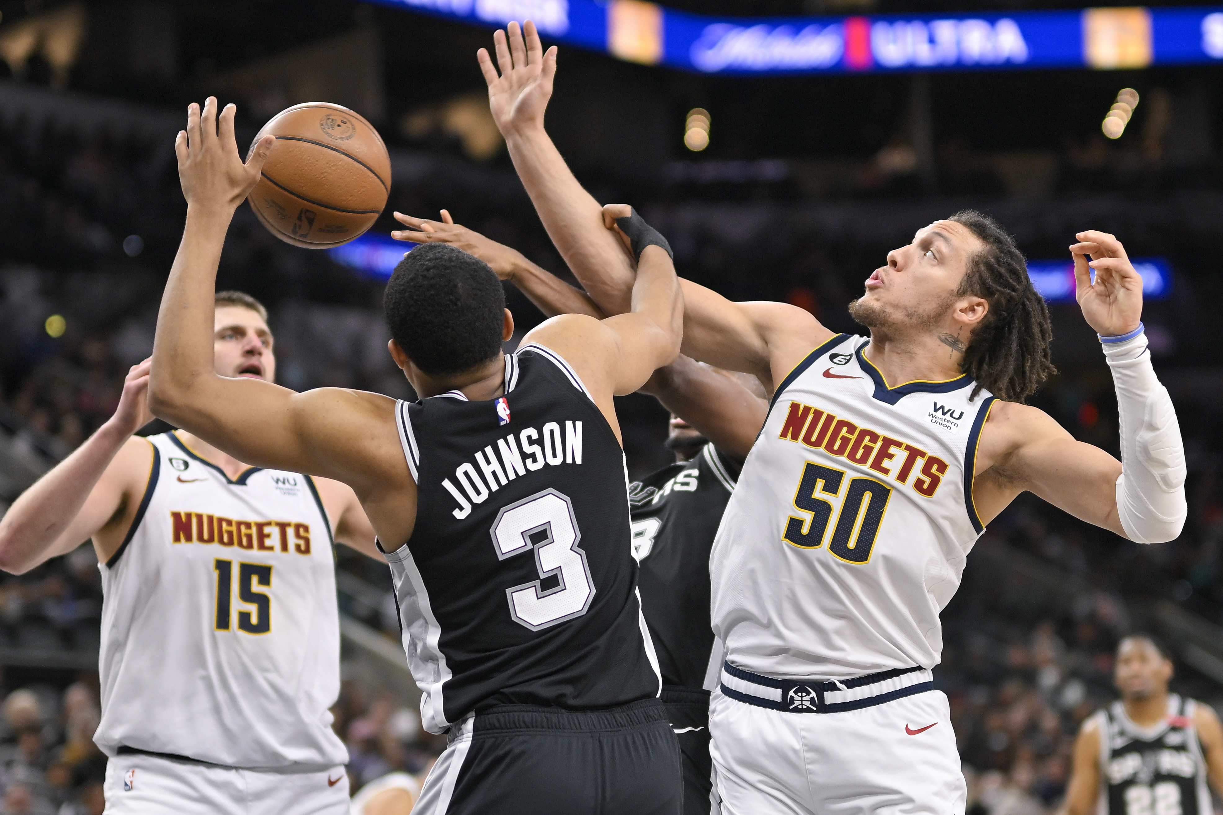 Lakers vs. Nuggets final score, results: Nikola Jokic records impressive  triple-double as Denver takes Game 1