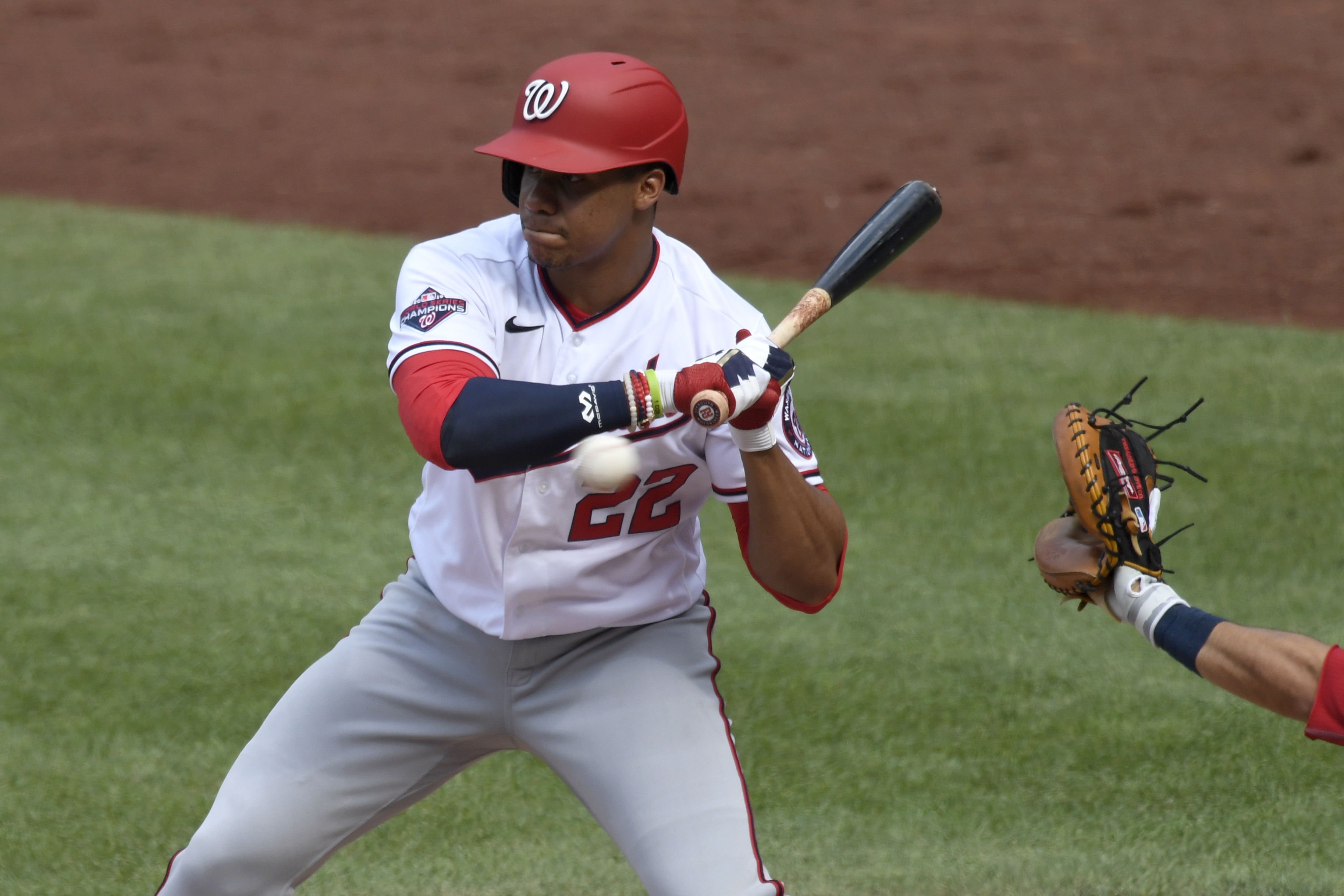 Yankees' Gio Urshela, Clint Frazier miss out on Gold Gloves