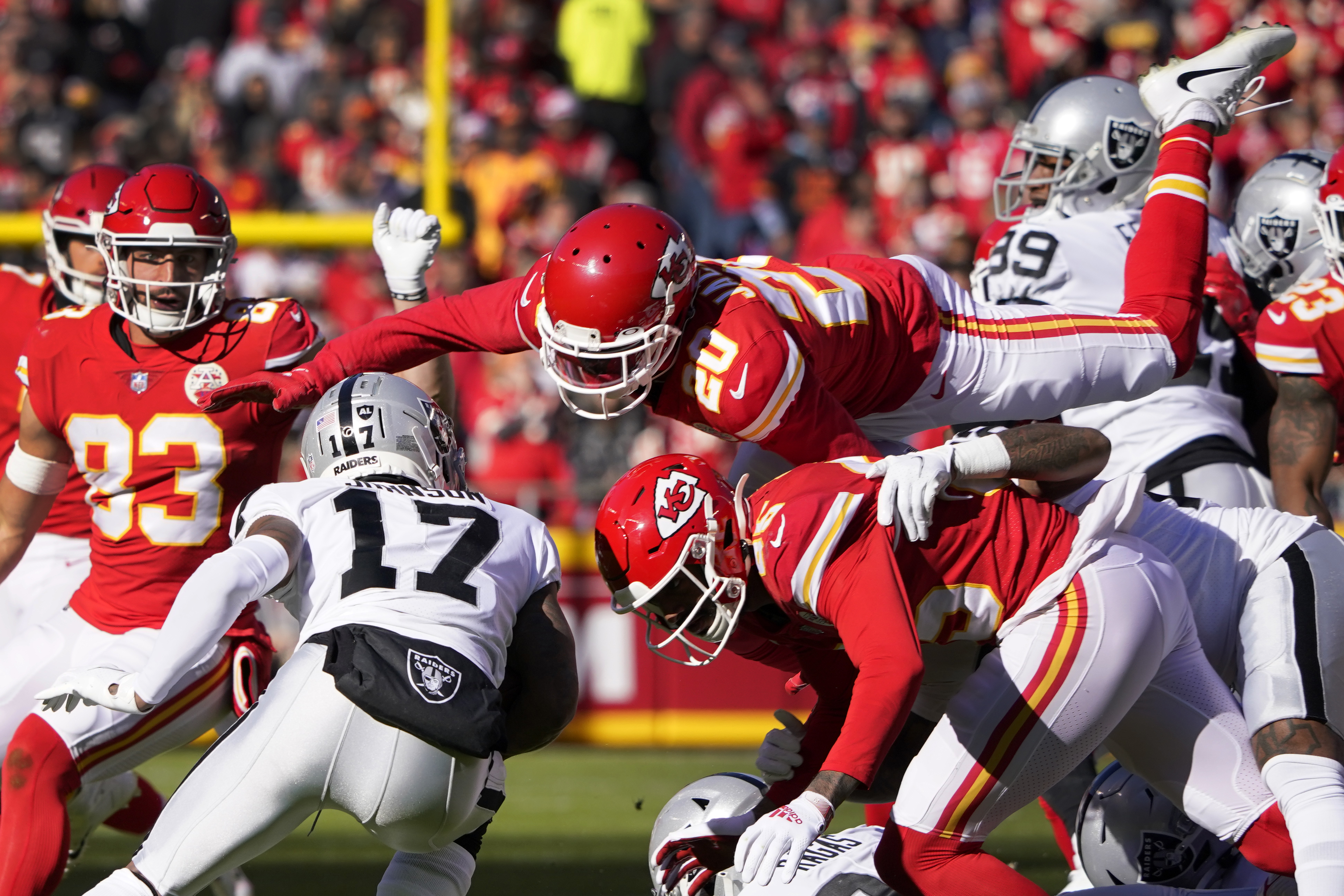 Chiefs CB L'Jarius Sneed ruled out vs. Raiders after brother's death