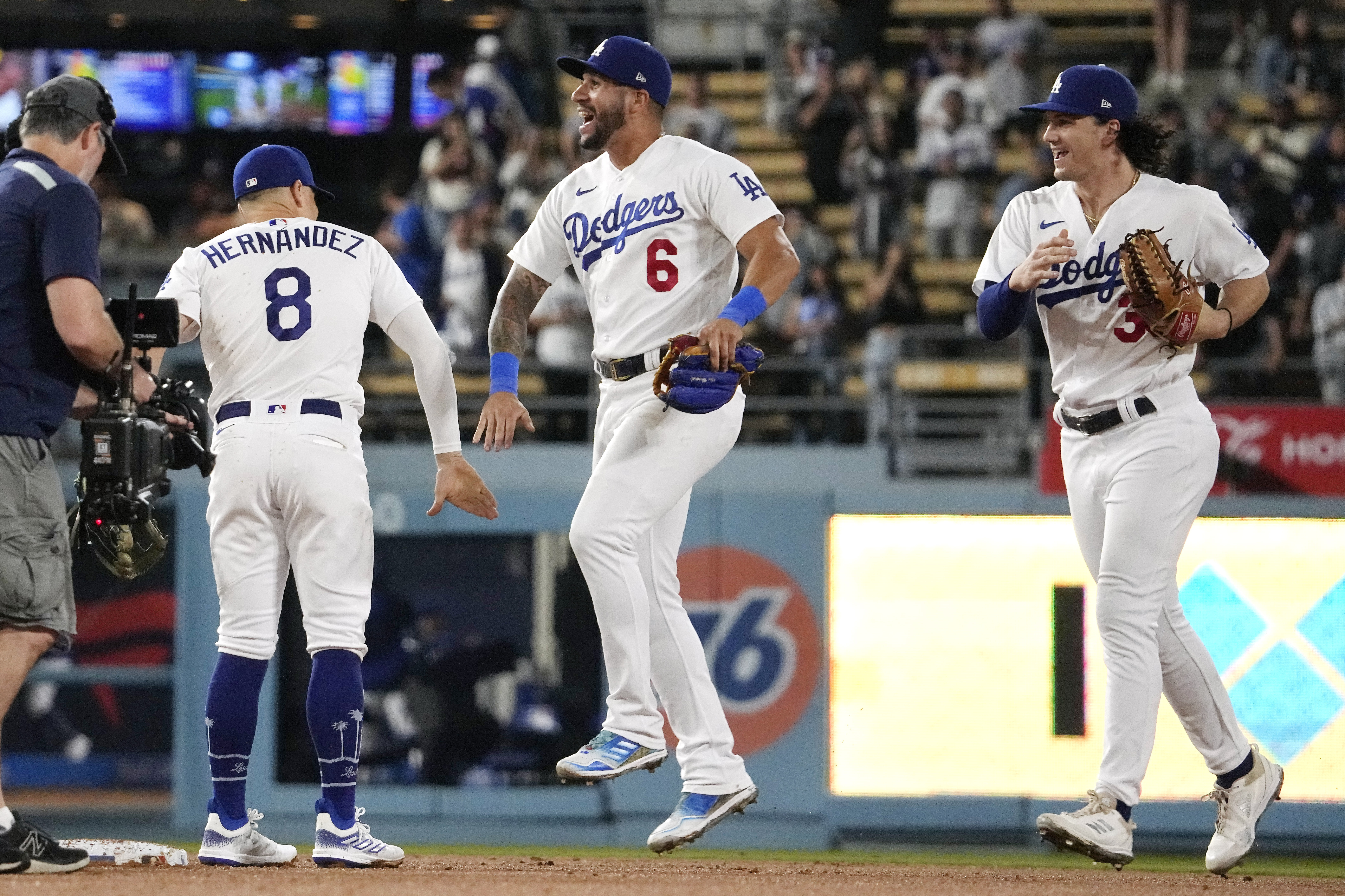 Kiké Hernandez Takes Pride In Defense 