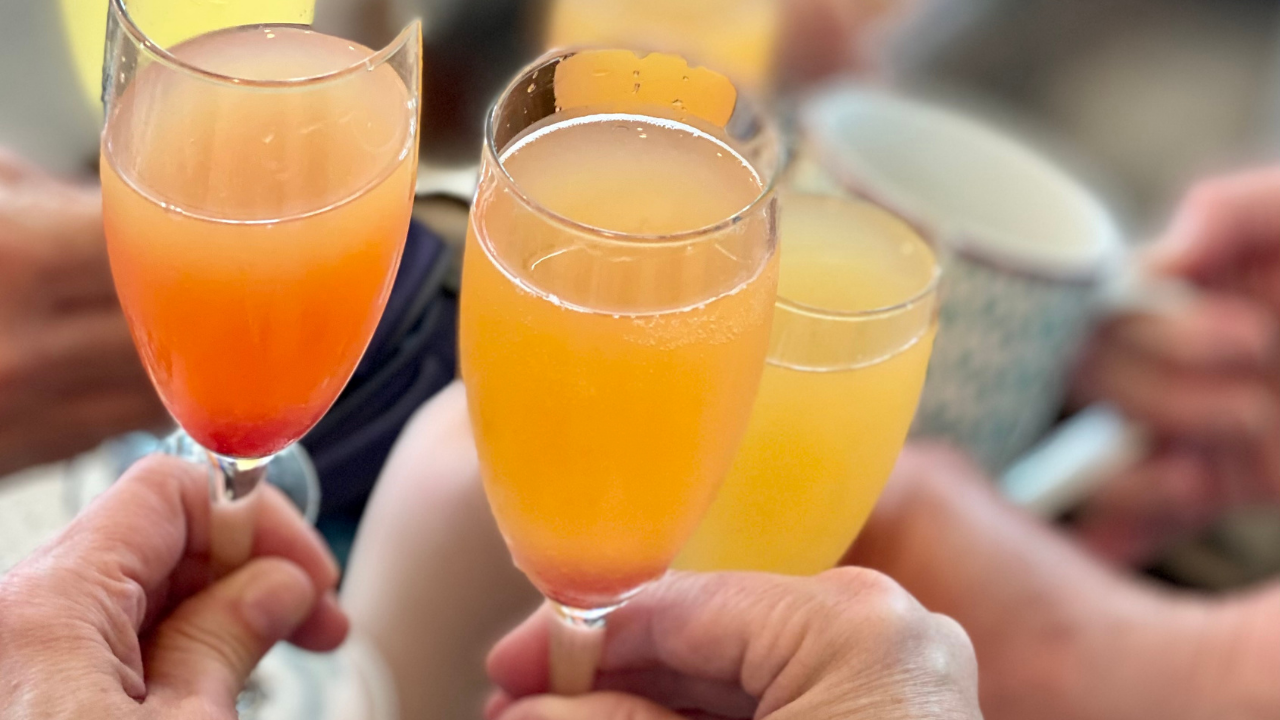 Brunch Bubble Mimosa Glass & Cocktail Kit