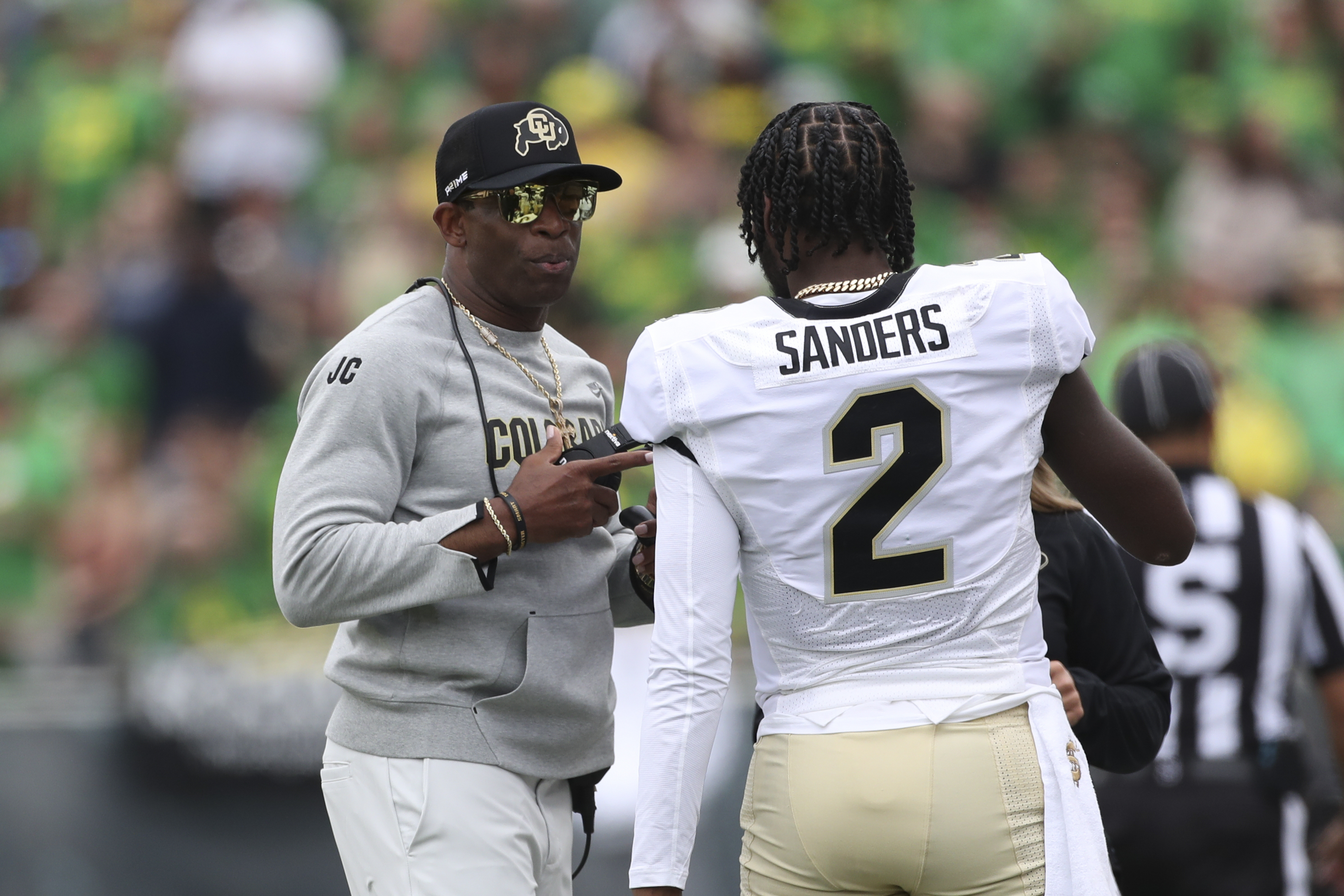 Terrell Owens Flips Script On Deion Sanders While Teaching Travis