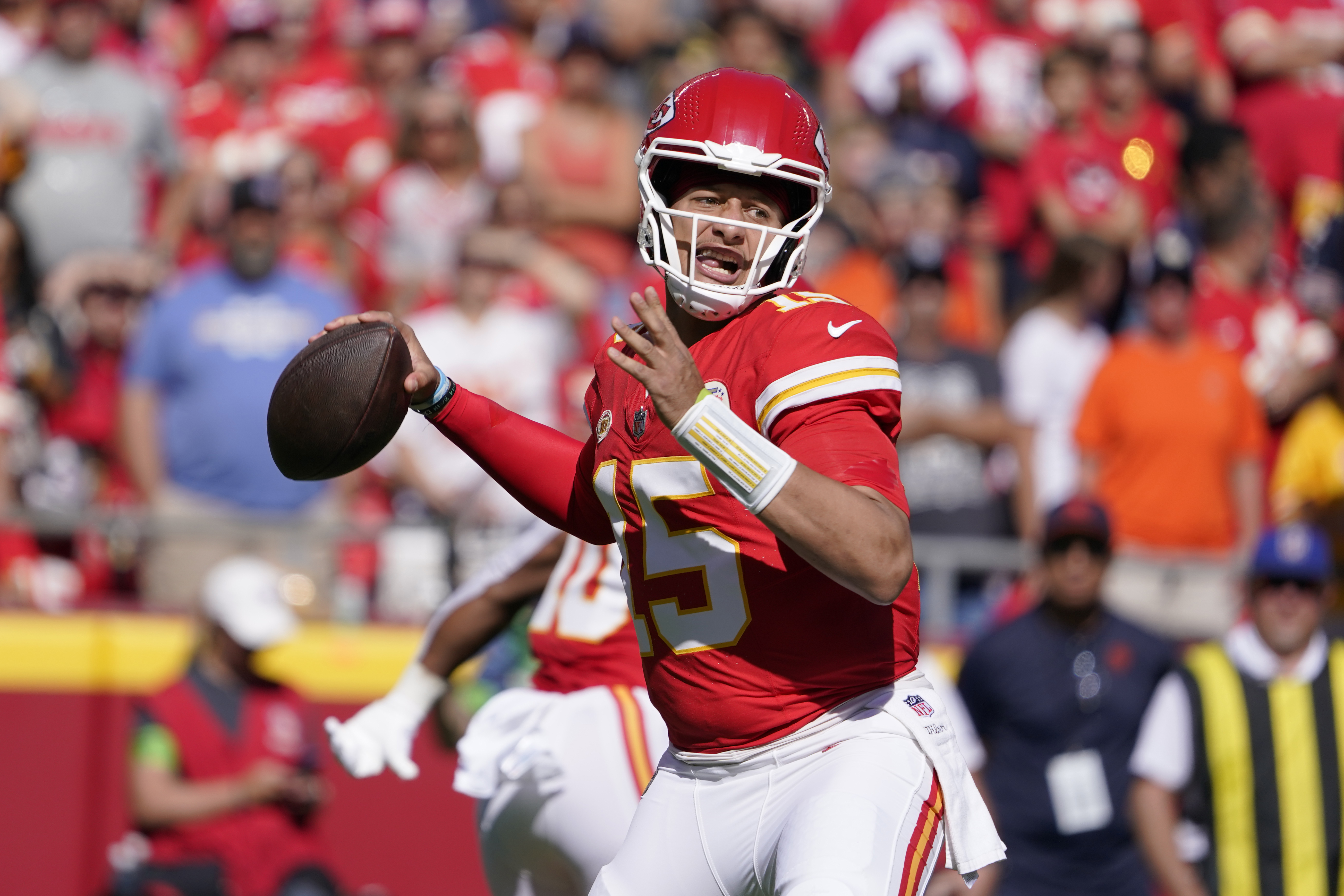 Kansas City Chiefs quarterback Patrick Mahomes allotted all day to locate  wide-open running back Isiah Pacheco for 33-yard catch and run