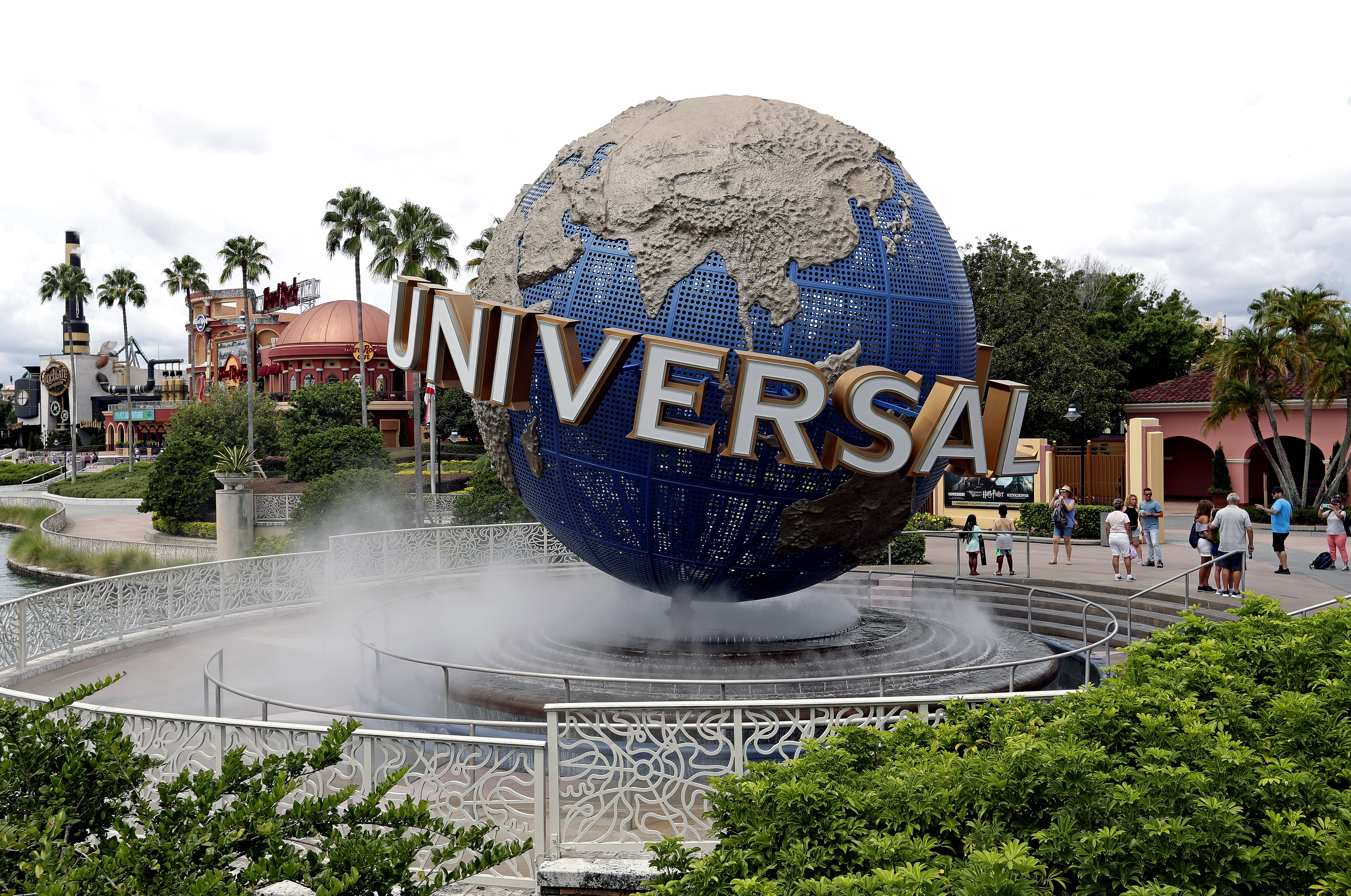 Get free access to Universal Orlando through Dec. 24 with purchase of  park-to-park ticket