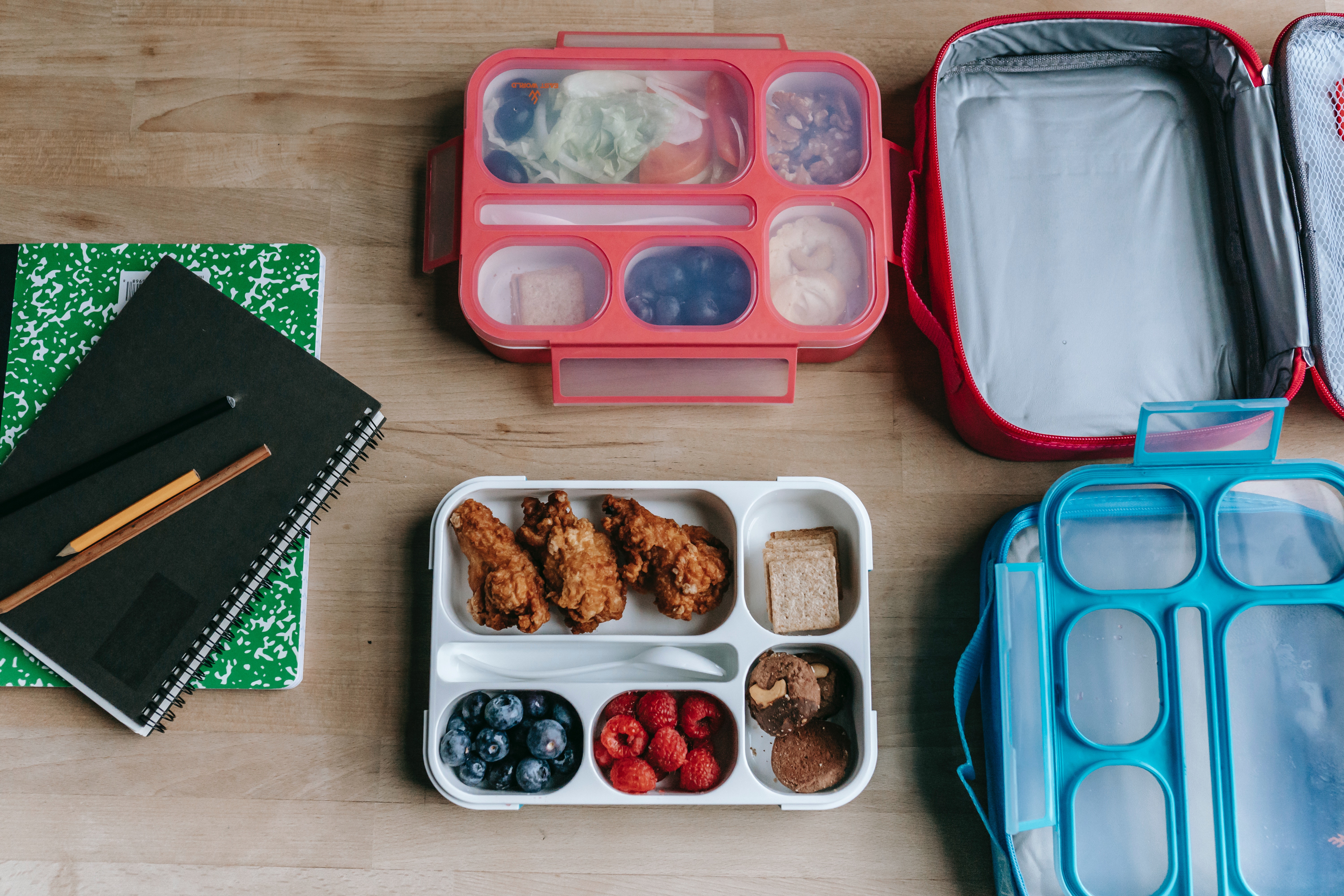 Lunchbox Galaxy Planet Saturn Kids Bento Lunch Box with 3