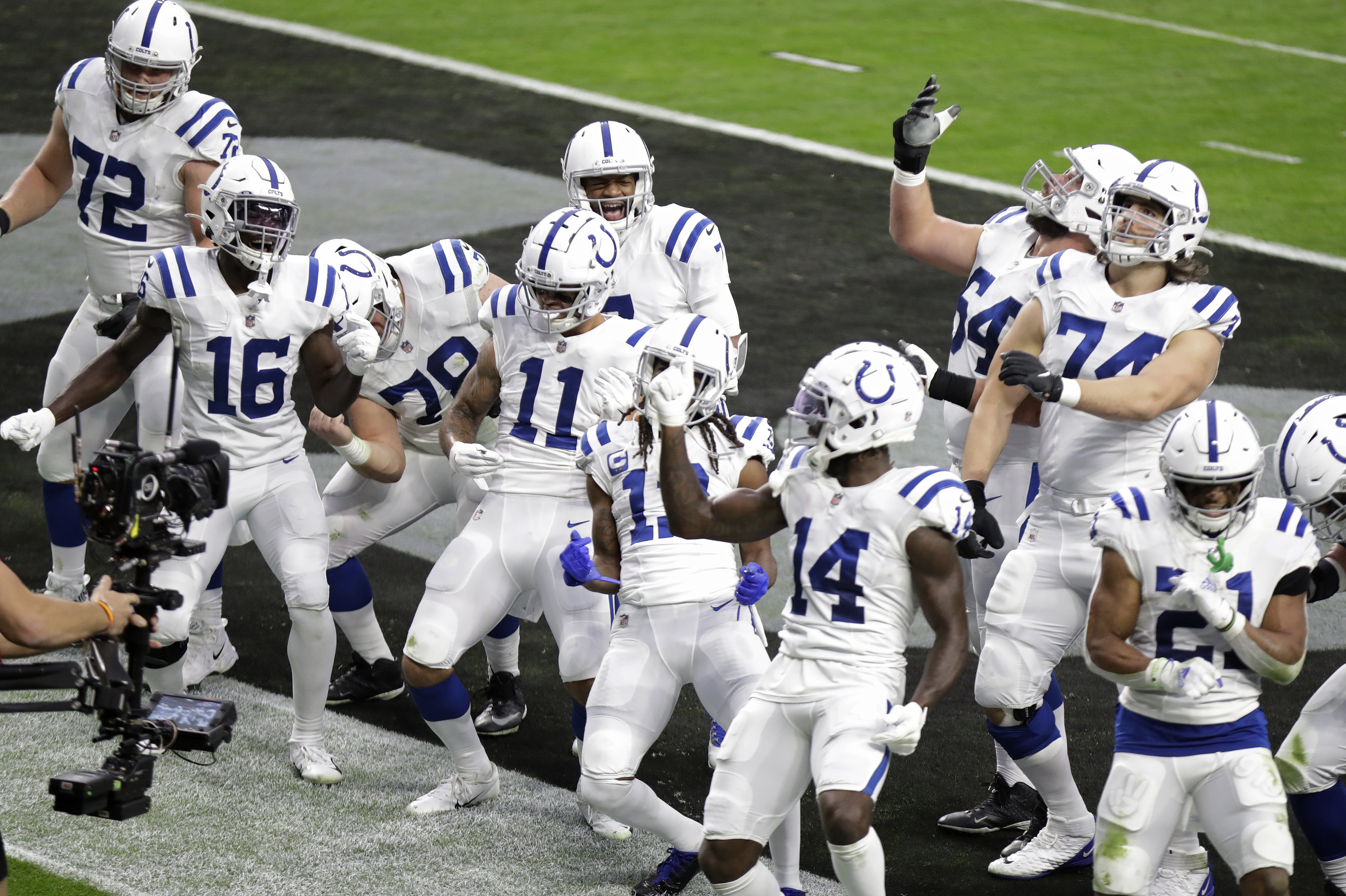 T.Y. Hilton, Jonathan Taylor lead Colts' rout of fading Raiders