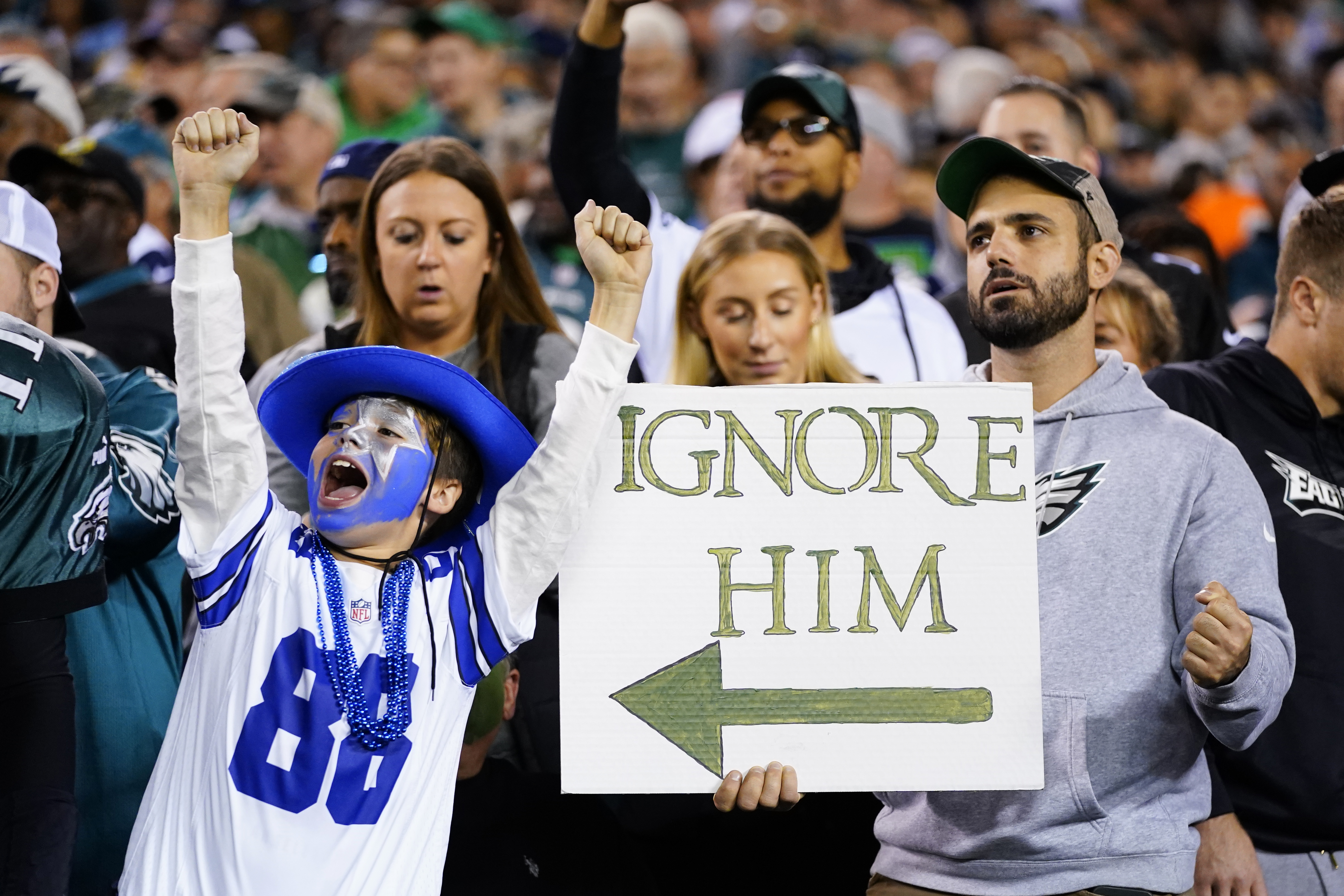 File:Anti Cowboys jersey seen among Eagles fans Oct 6 2019.jpg