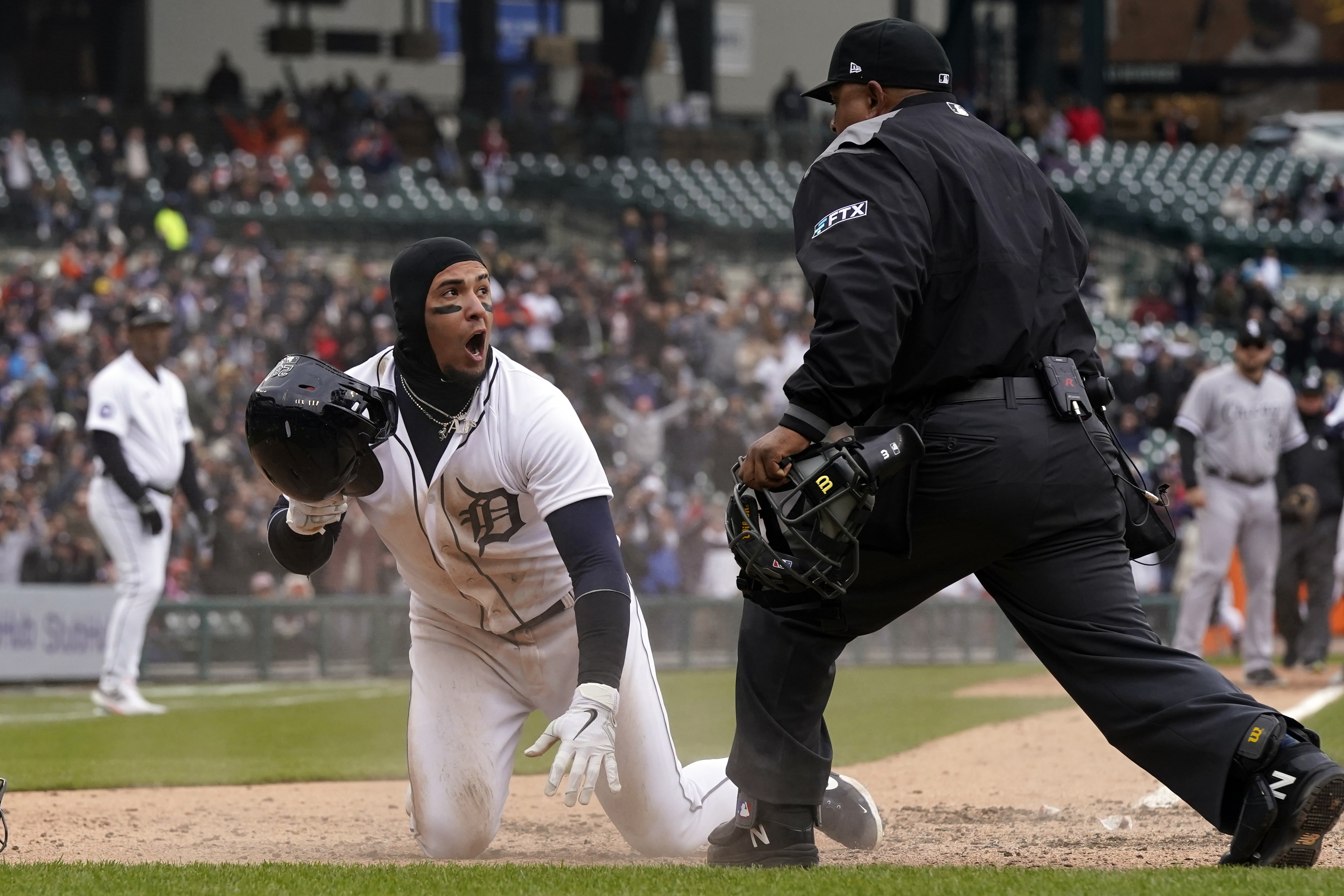 Kopech, Pollock lead White Sox to 4-0 win over Dodgers