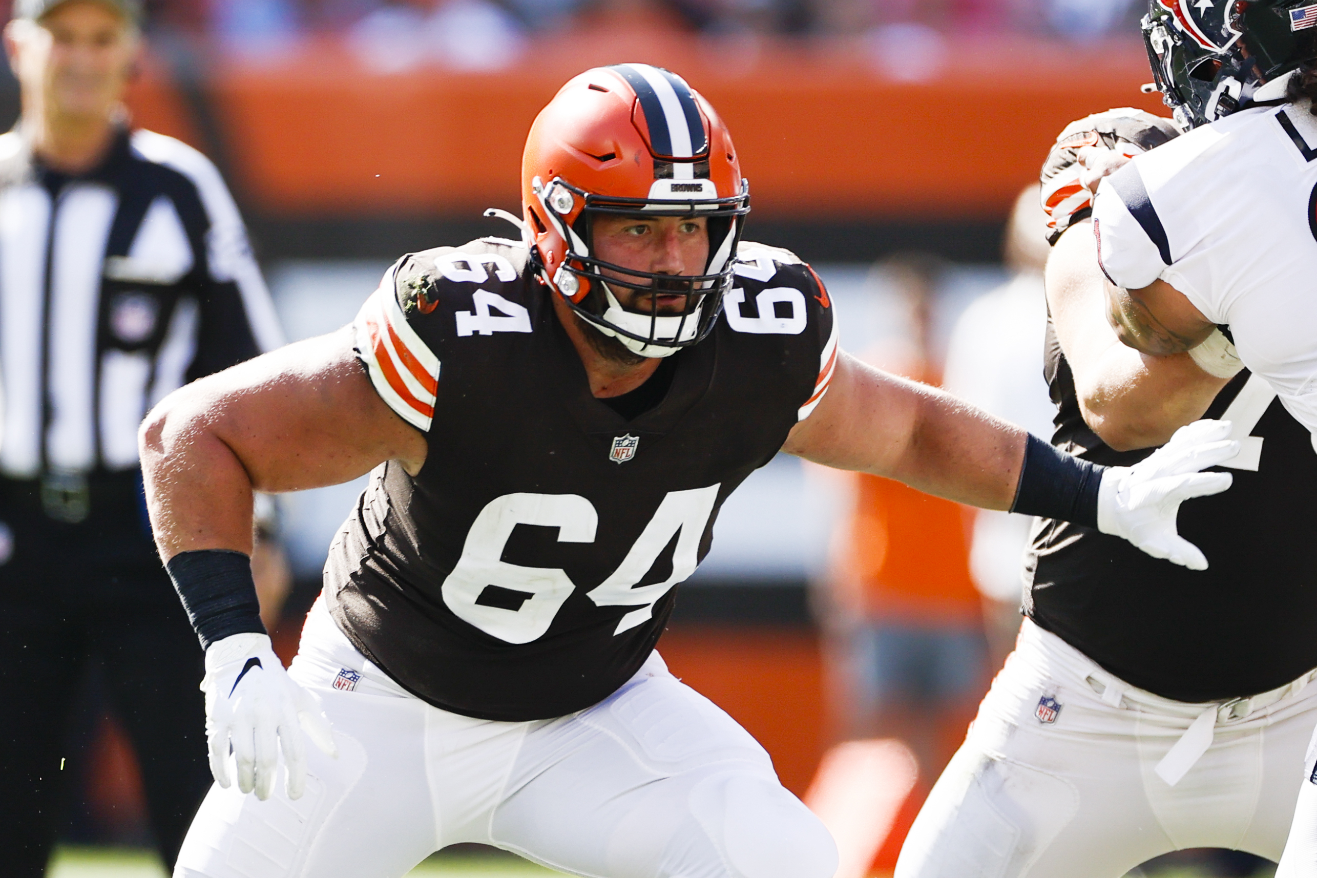 JC Tretter Cleveland Browns Nike Practice-Used #64 White Jersey from the  2021-22 NFL Season