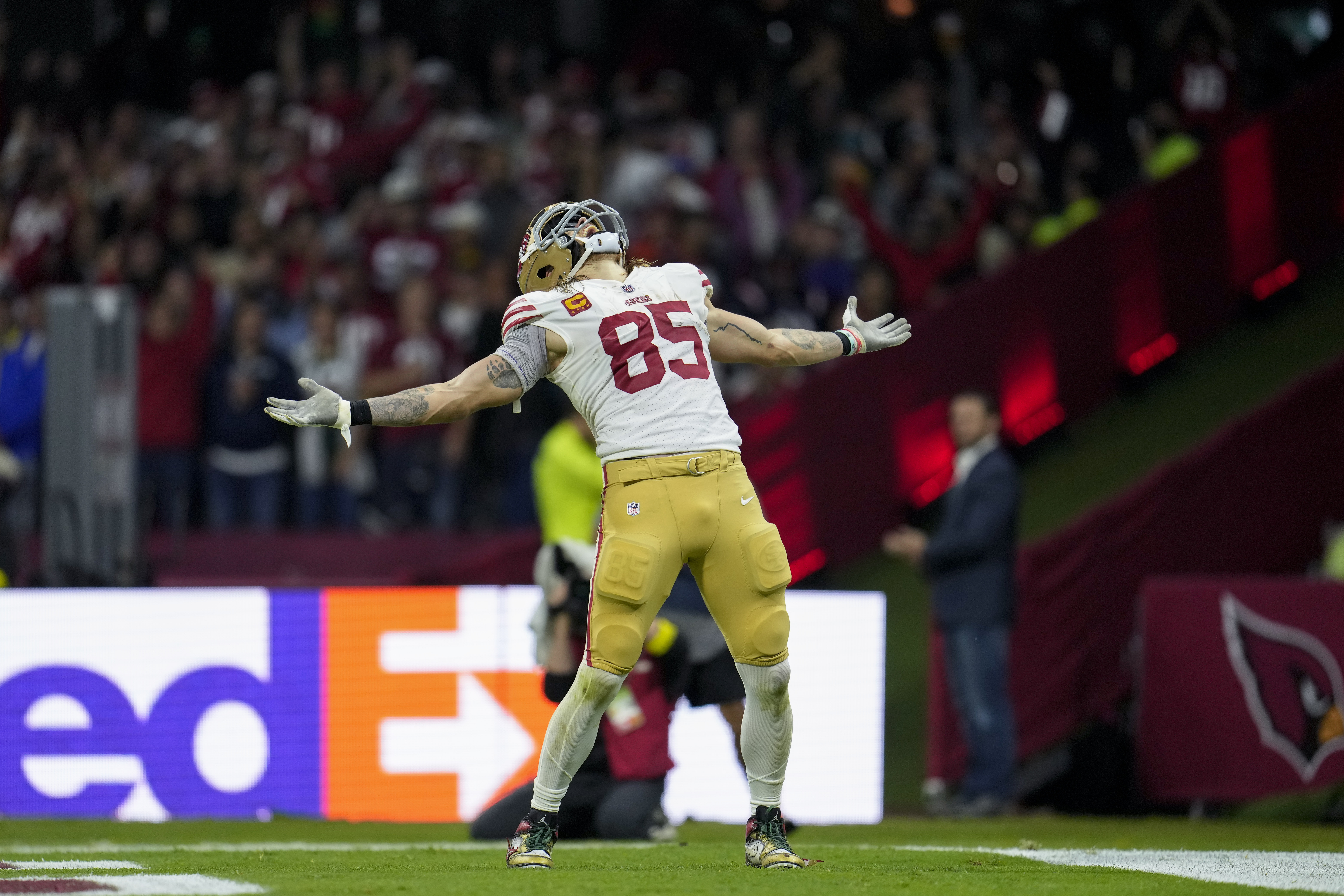 49ers 21, Rams 7 at halftime: Ward, Kittle, Samuel star