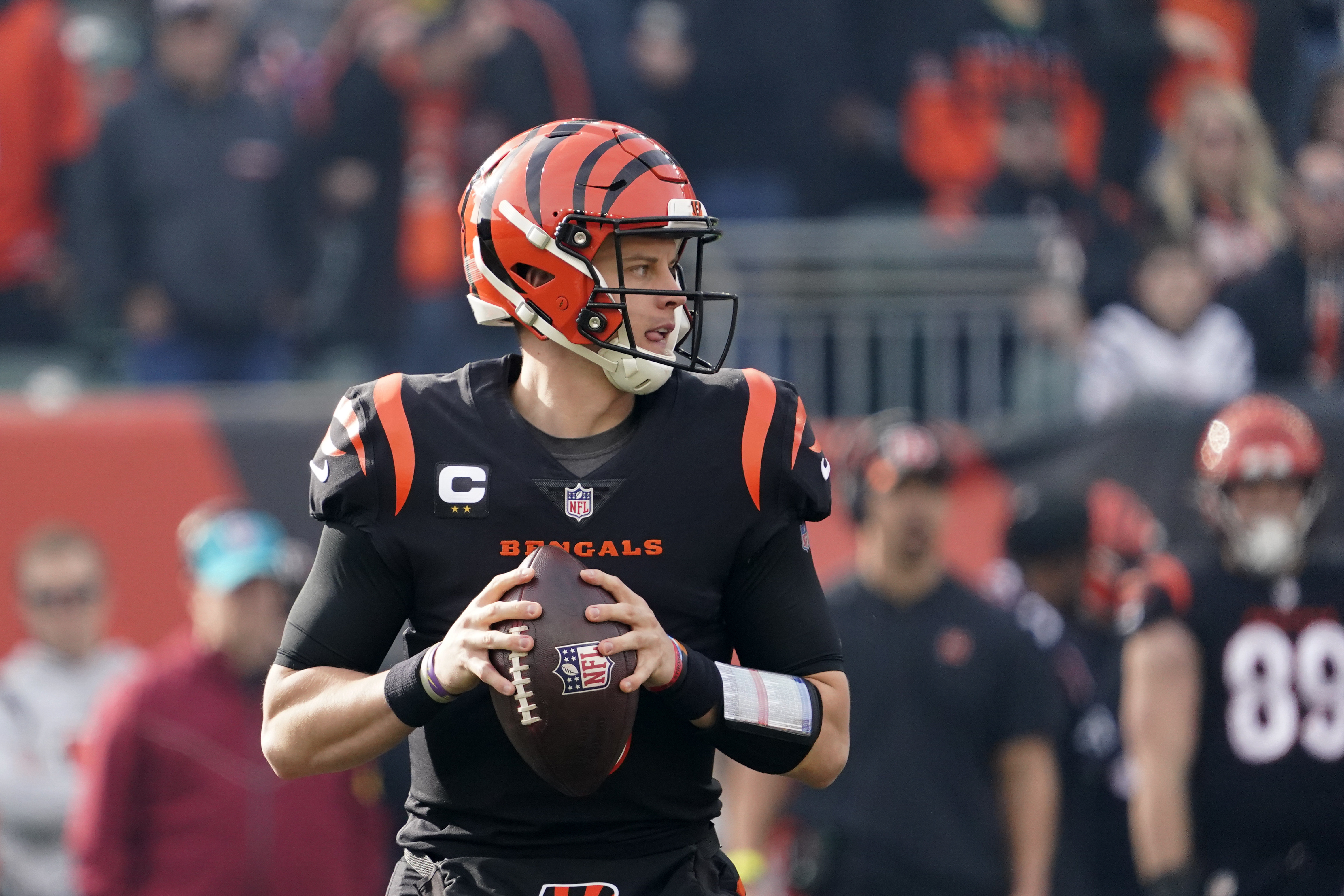 Burrow's 525 yards, 4 TDs power Bengals past Ravens 41-21 - The San Diego  Union-Tribune