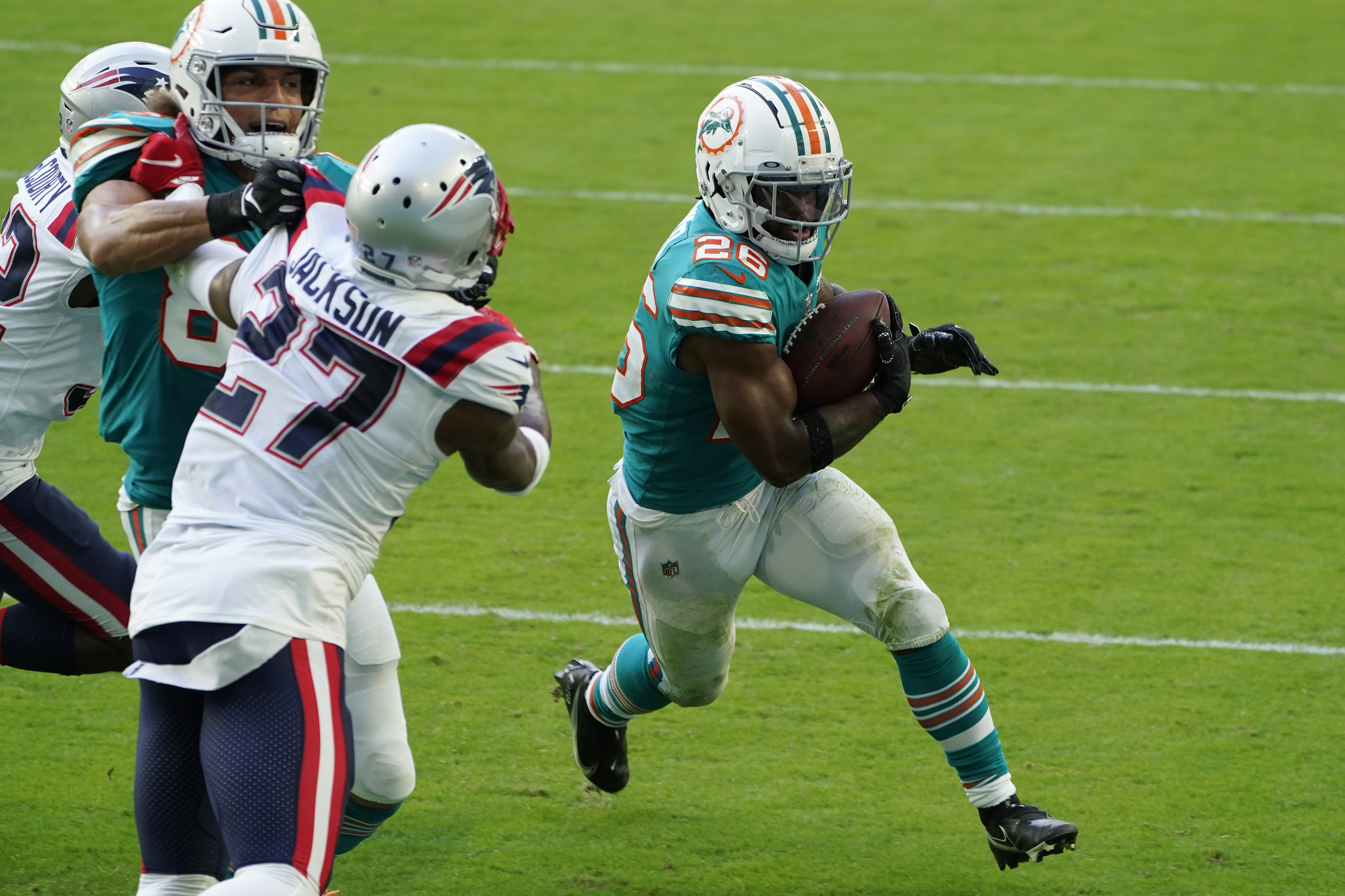 Dolphins' Jason Sanders kicks go-ahead field goal to lift Miami into the  playoffs