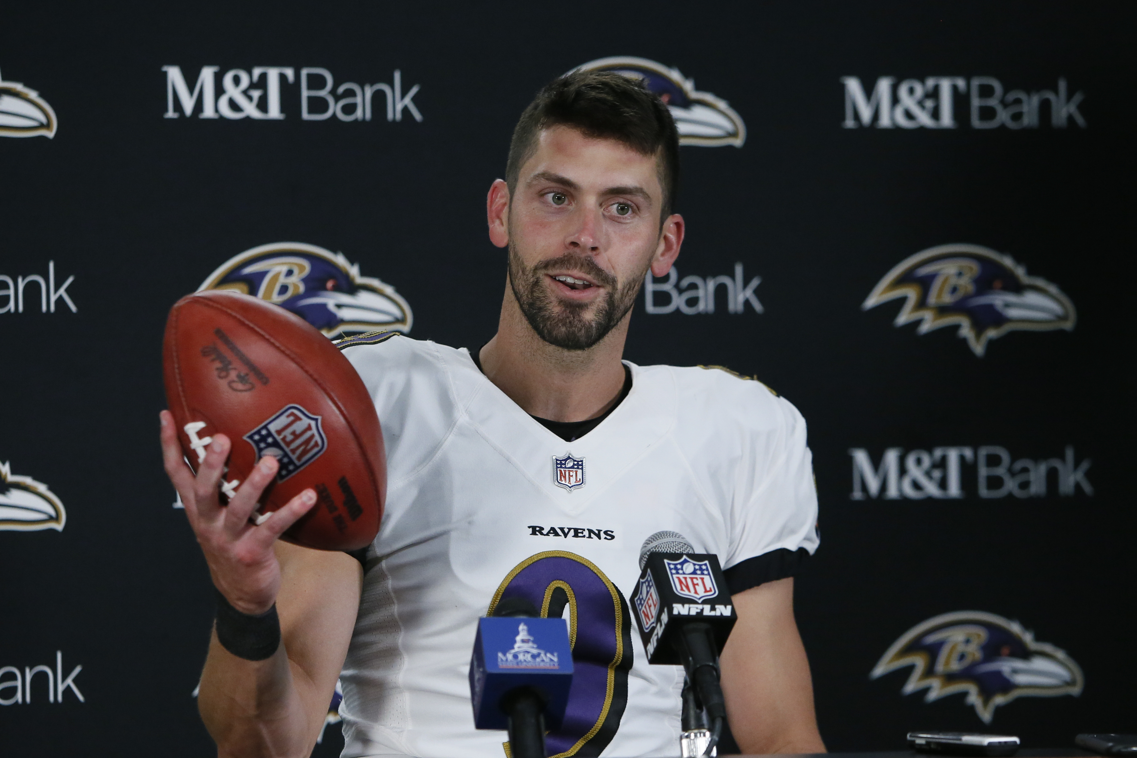 Baltimore Ravens kicker Justin Tucker nails 62-yard field goal to end the  half