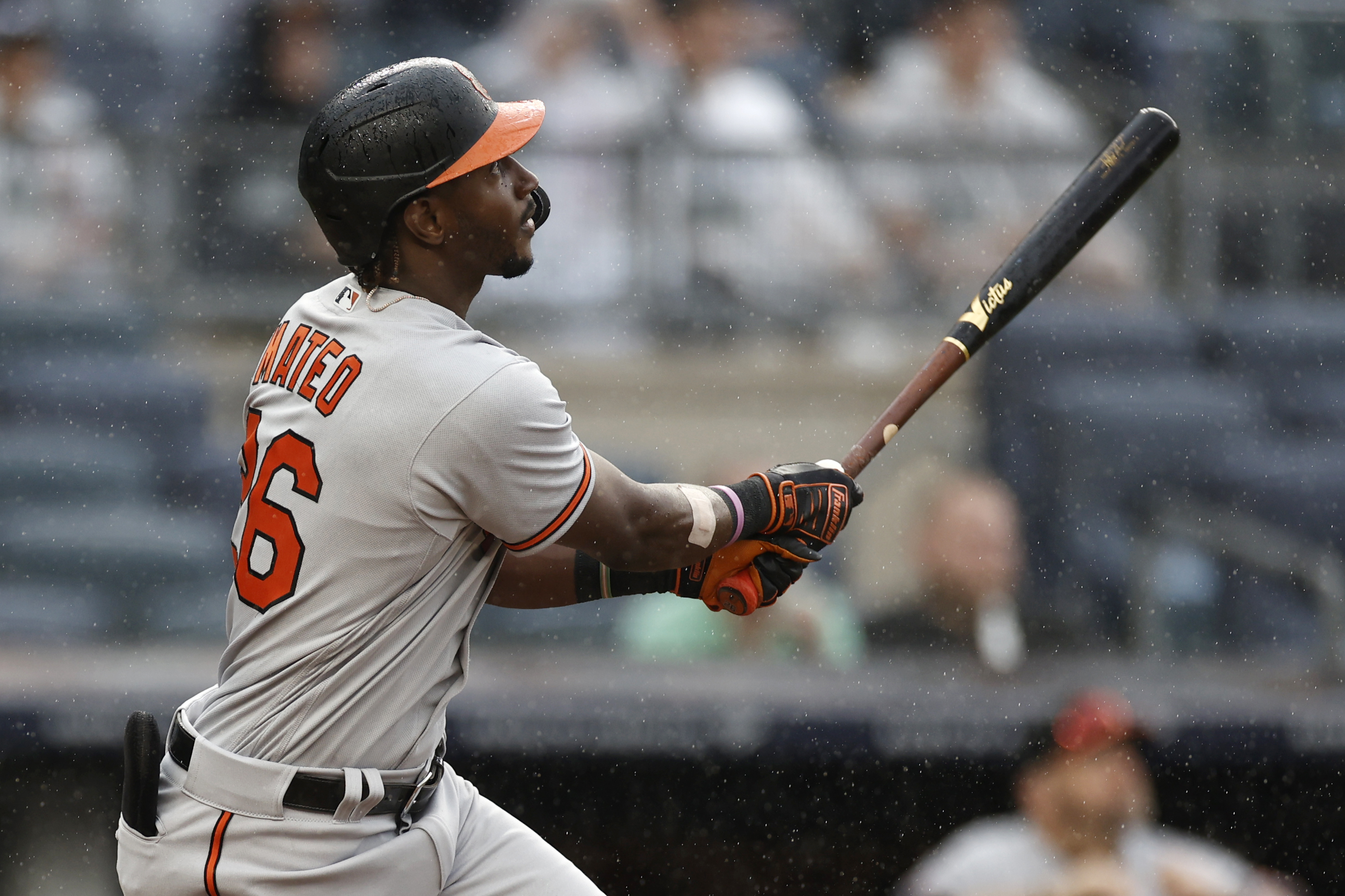 Cedric Mullins just casually robbed a home run during his Double-A