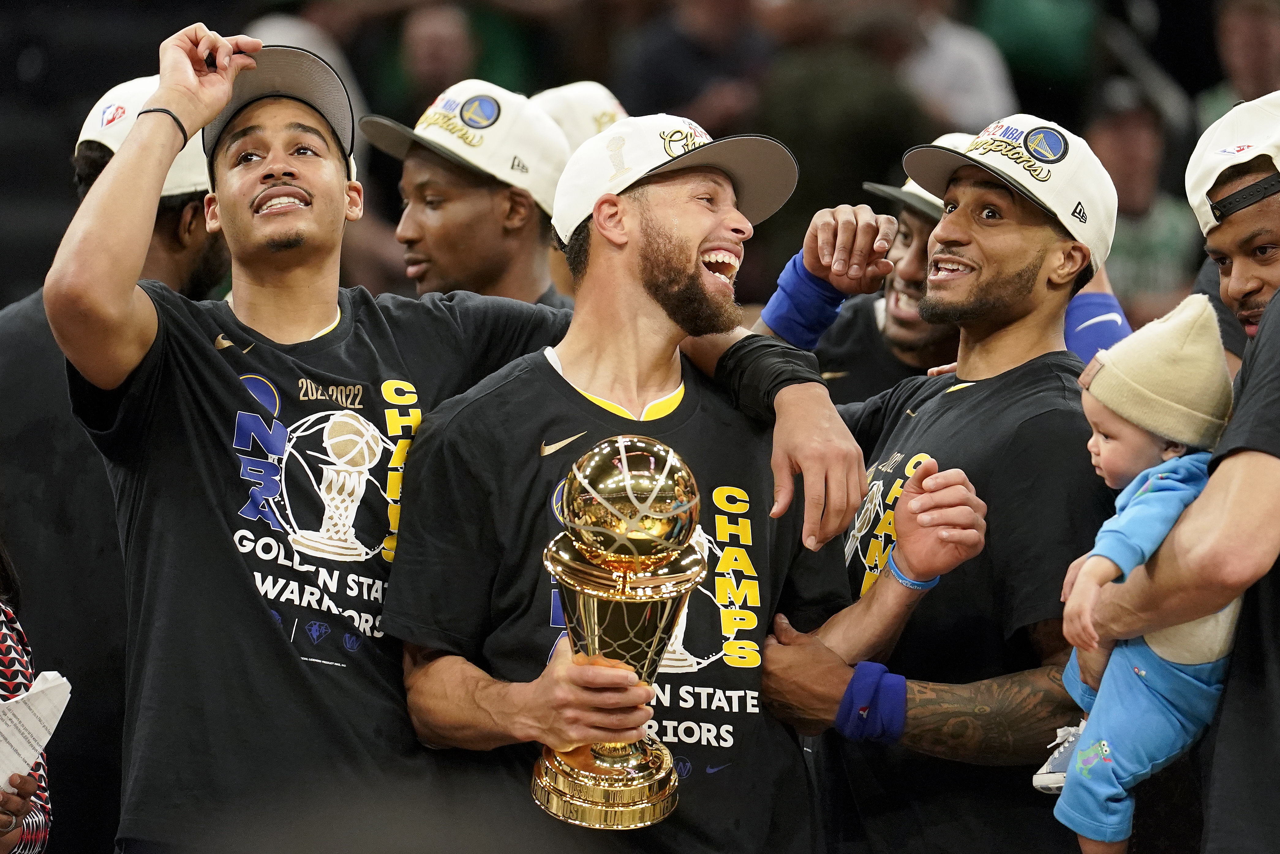 Alive Again': Fans Celebrate Warriors' NBA Championship Victory