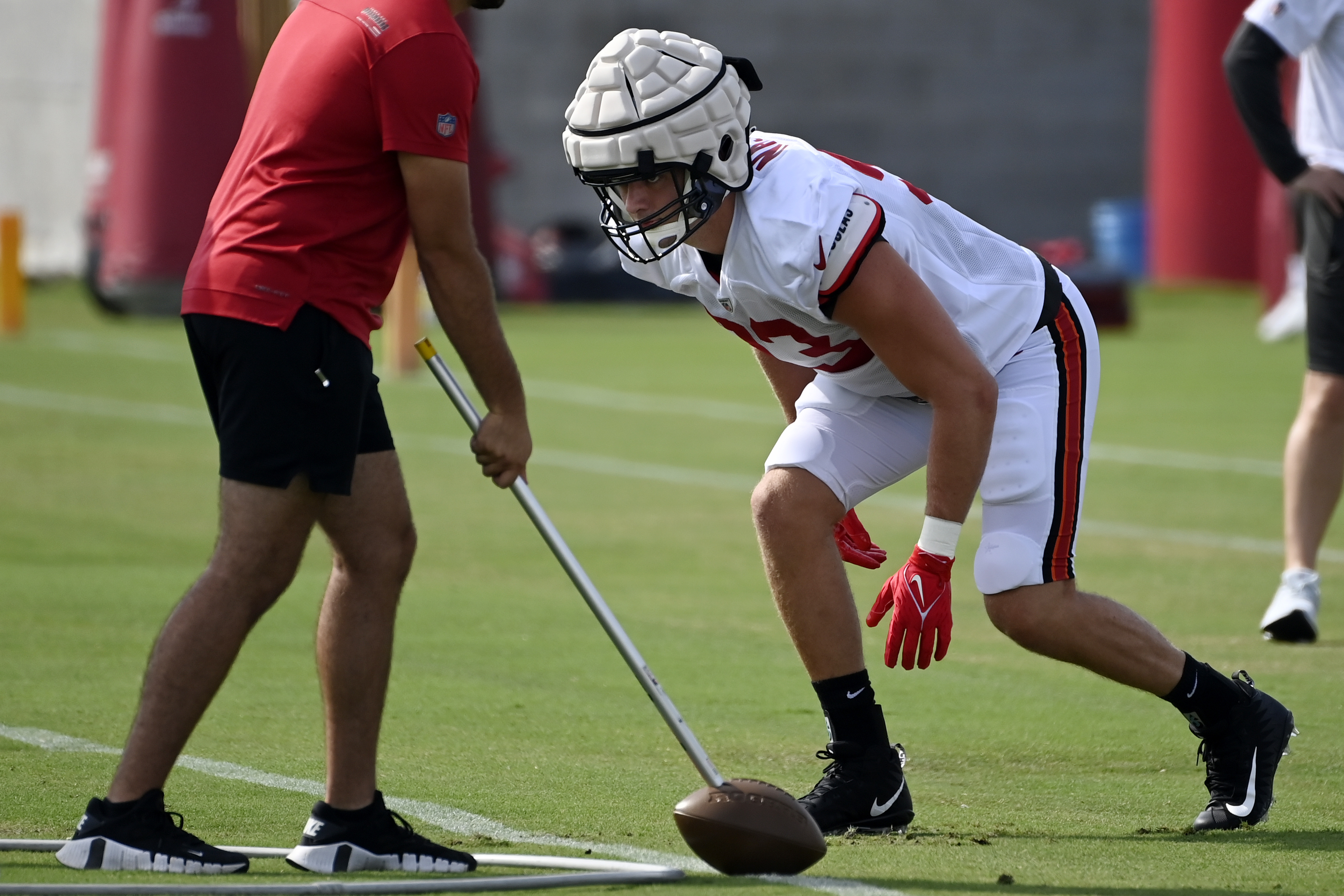 SANTA CLARA, CA - DECEMBER 11: Tampa Bay Buccaneers outside linebacker Carl  Nassib (94) on the sidel