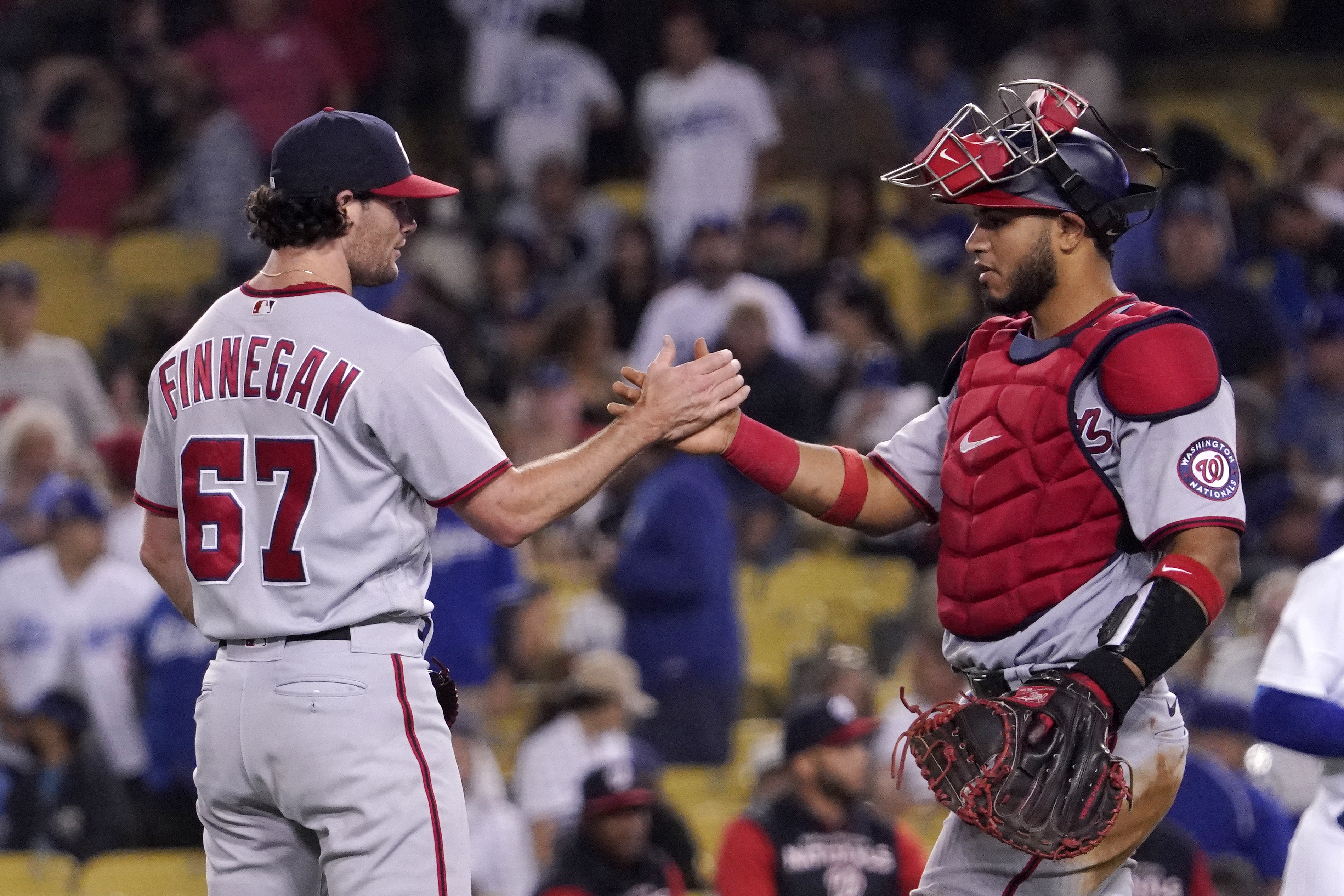 Quick hits: Cardinals bungle lead in messy ninth inning as