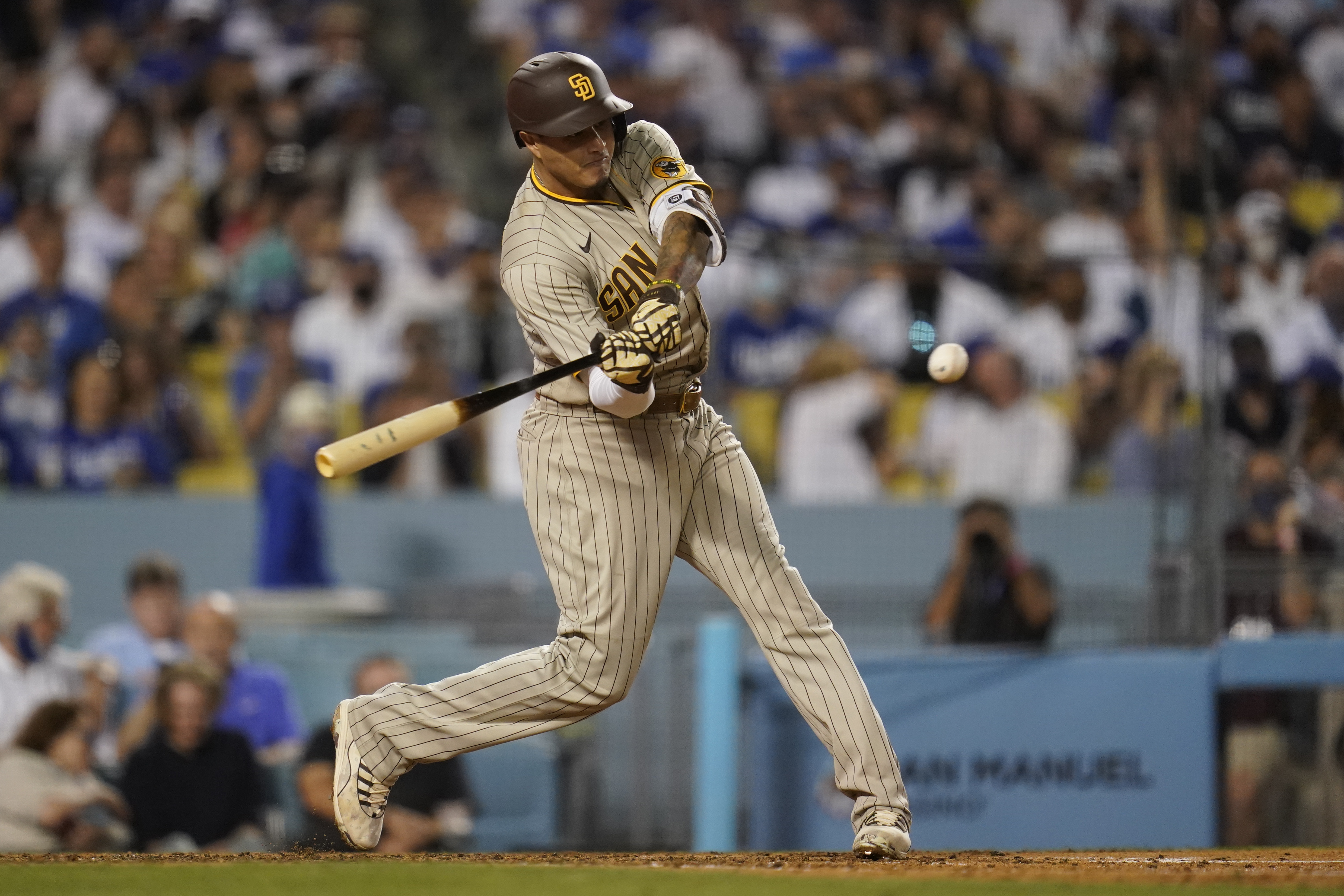 Padres All-Star infielder Jake Cronenworth fractures finger