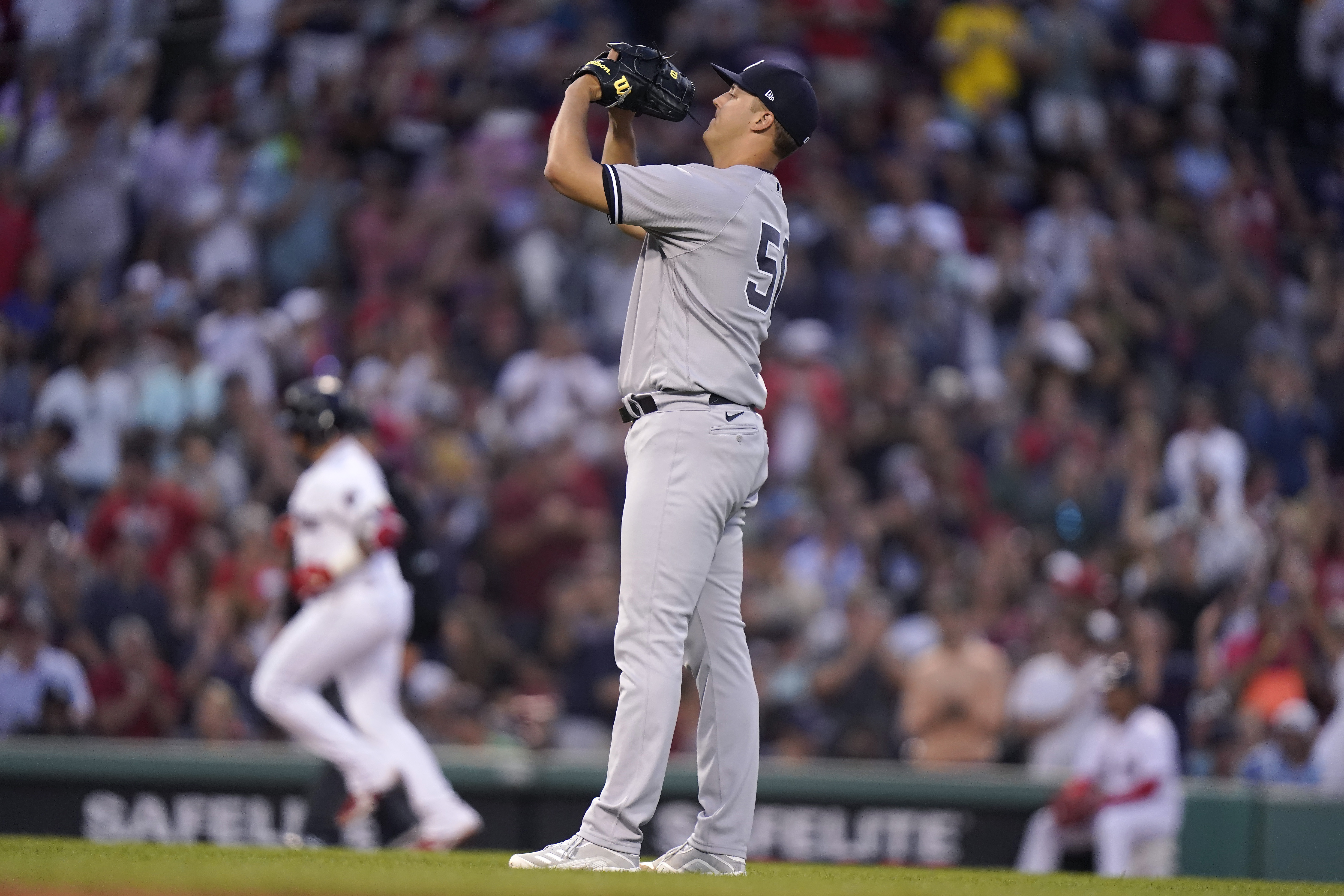 Red Sox score 9 straight, rally past Yanks 11-6 for split - ABC7