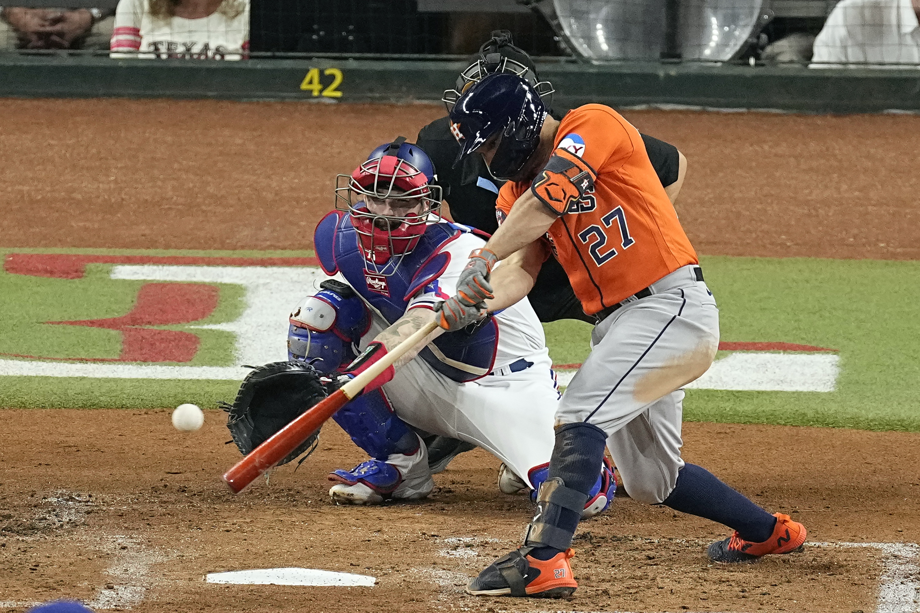 Corey Seager removed from Rangers game vs. Dodgers after awkward slide into  second