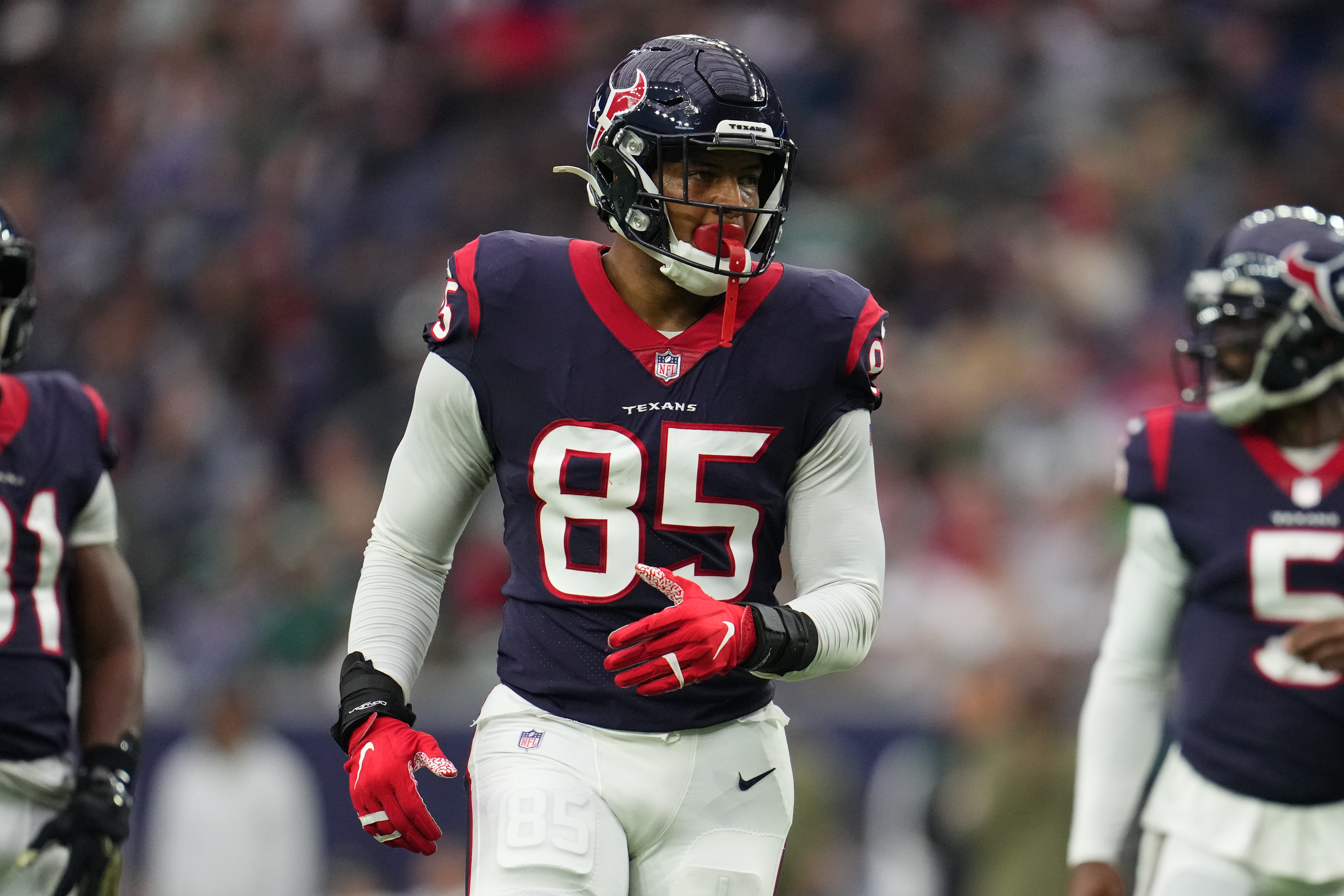 Tight end Brevin Jordan of the Houston Texans runs with the ball News  Photo - Getty Images