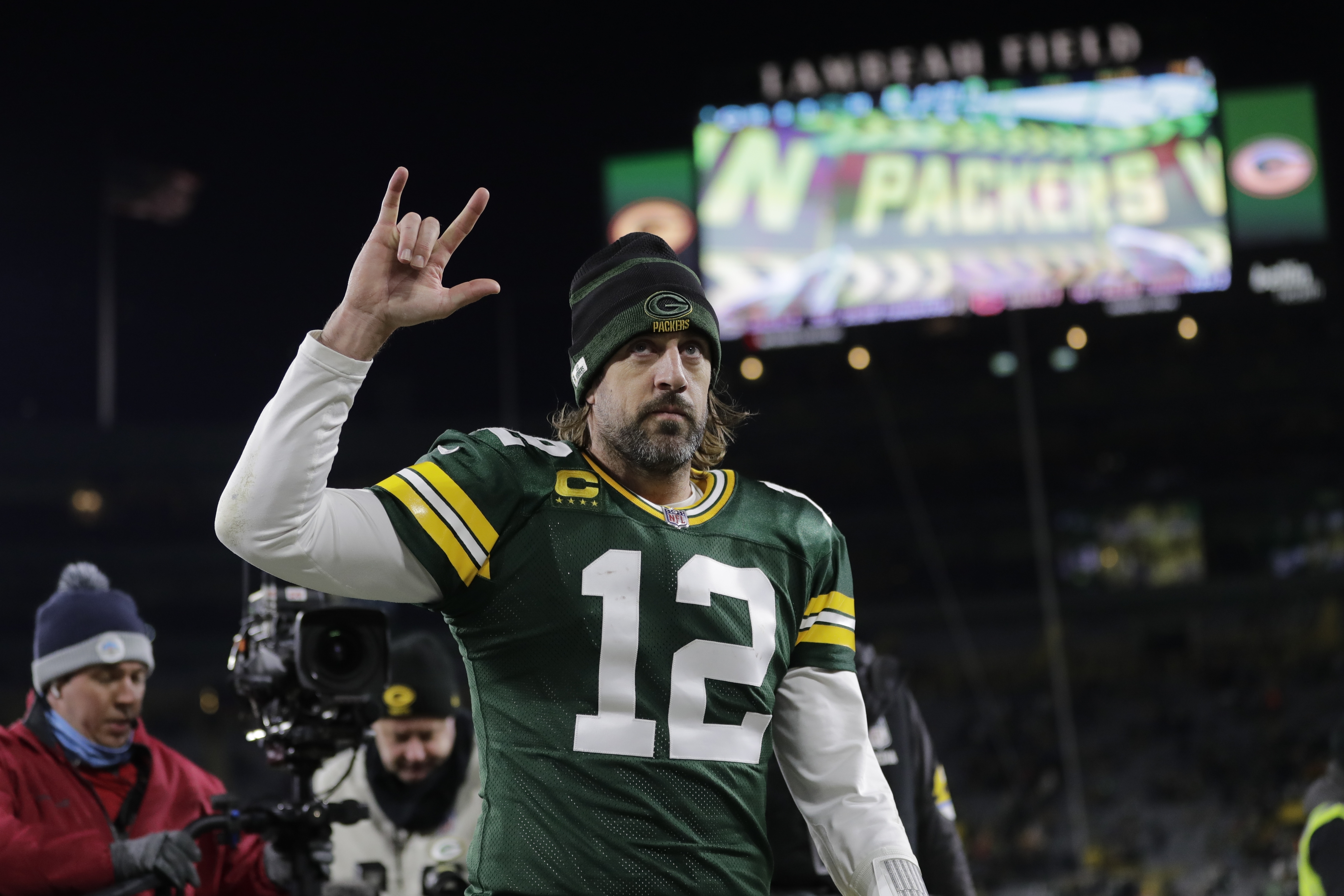 Packers try to extend NFC North lead as they host Bears