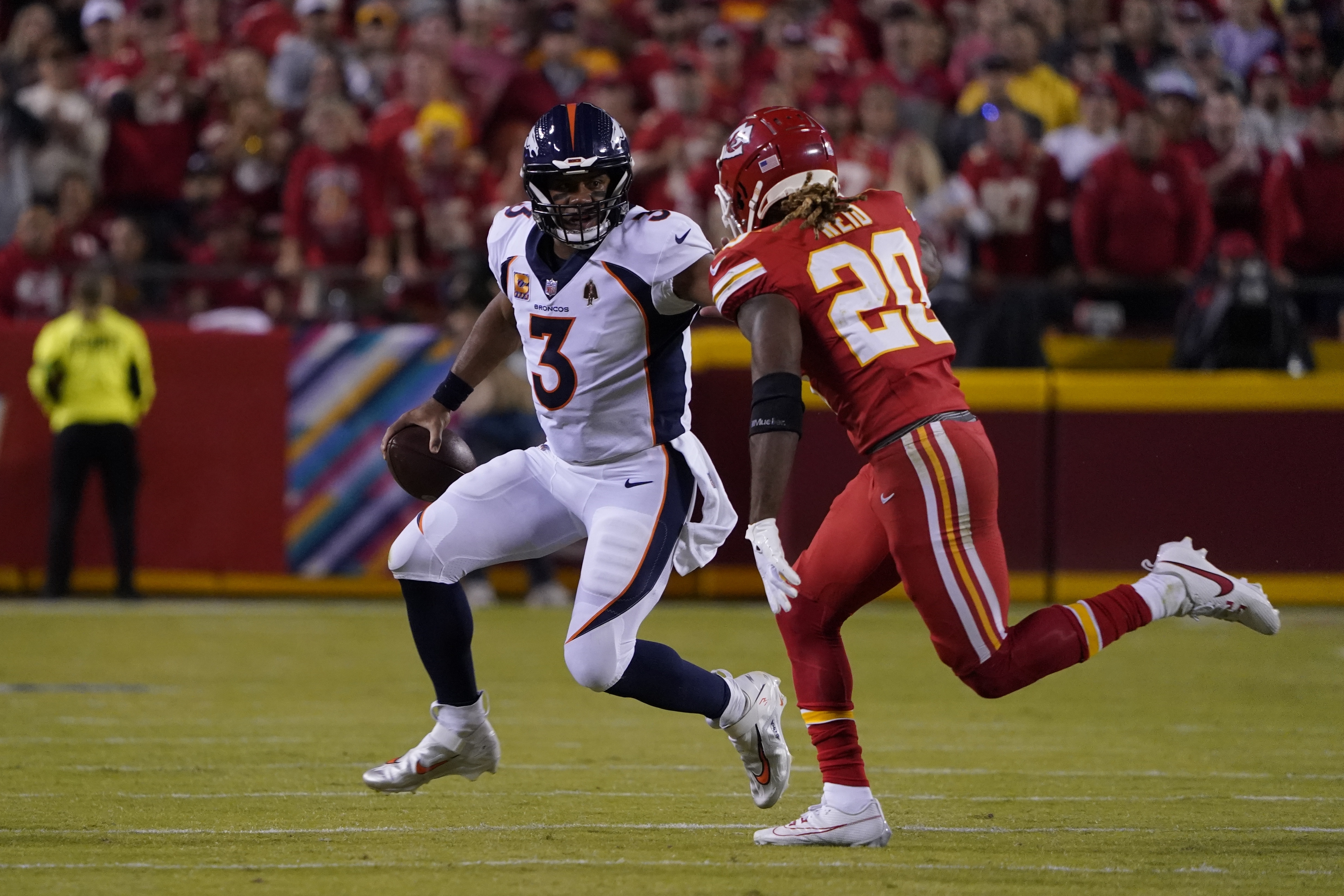 Denver Broncos, Russell Wilson fall short in close loss to Kansas City  Chiefs - Mile High Sports