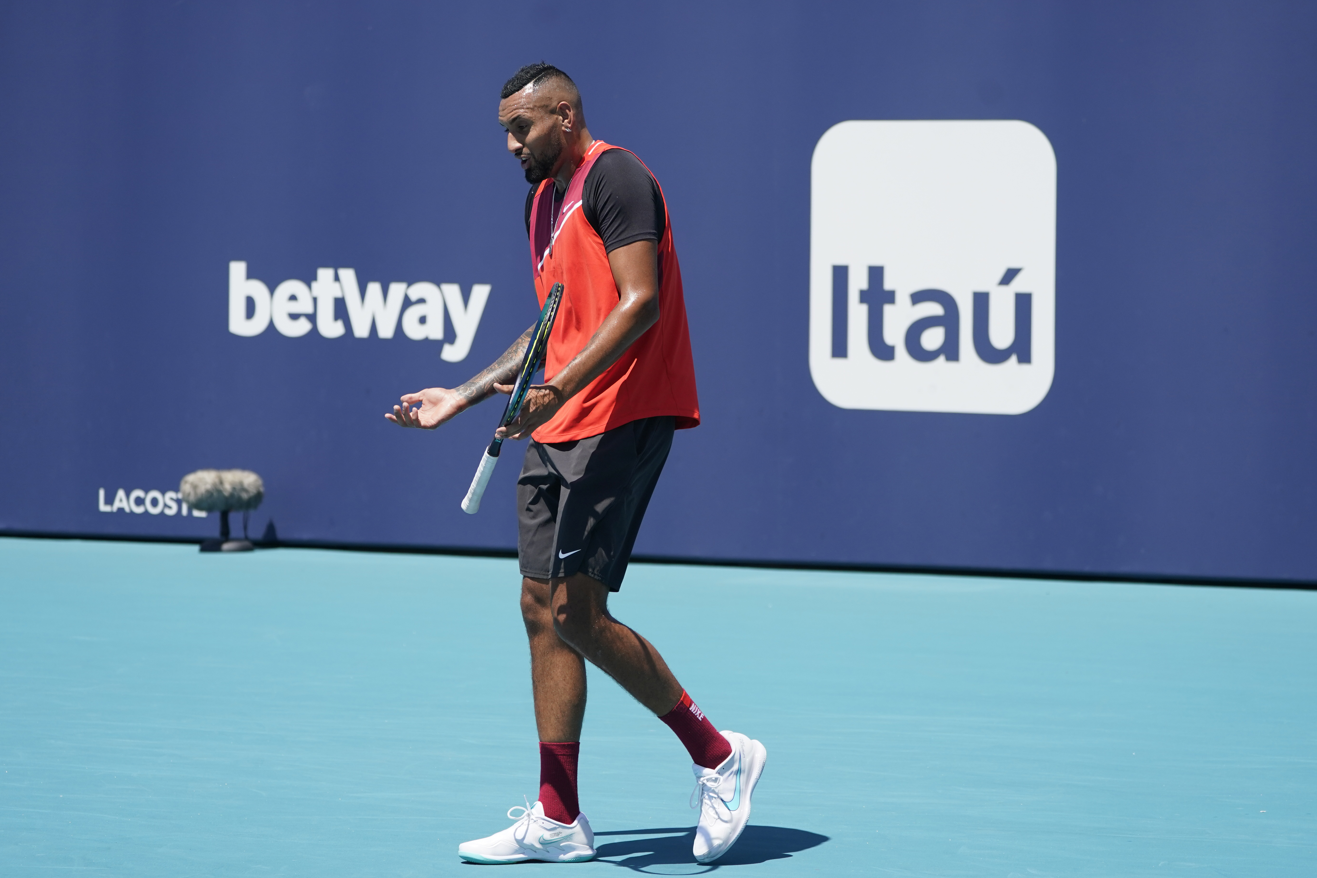 Kyrgios docked point, then game, and falls at Miami Open